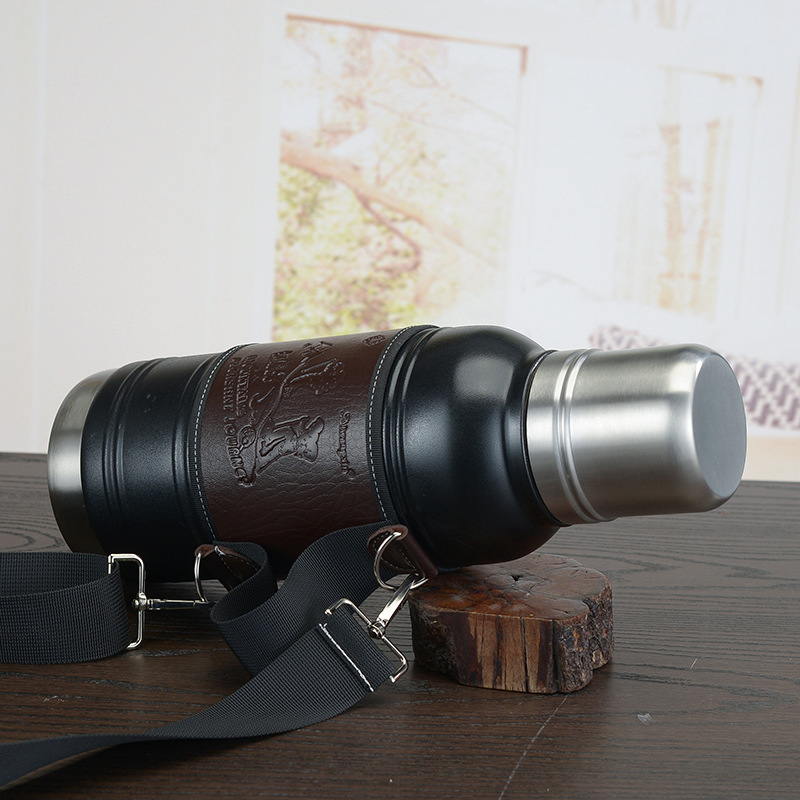 High-end business portable large-capacity 304 stainless steel insulated kettle, portable with a backpack, insulated and chilled cup, vacuum cup pic 2