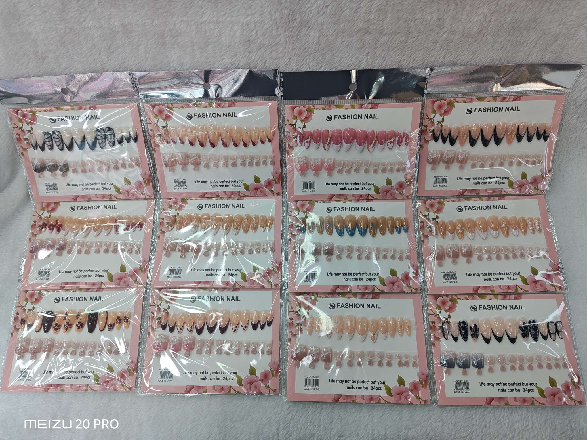 Cat-eye nail art bags, simple designs, wearable nails, false nails, various types of nails and styles