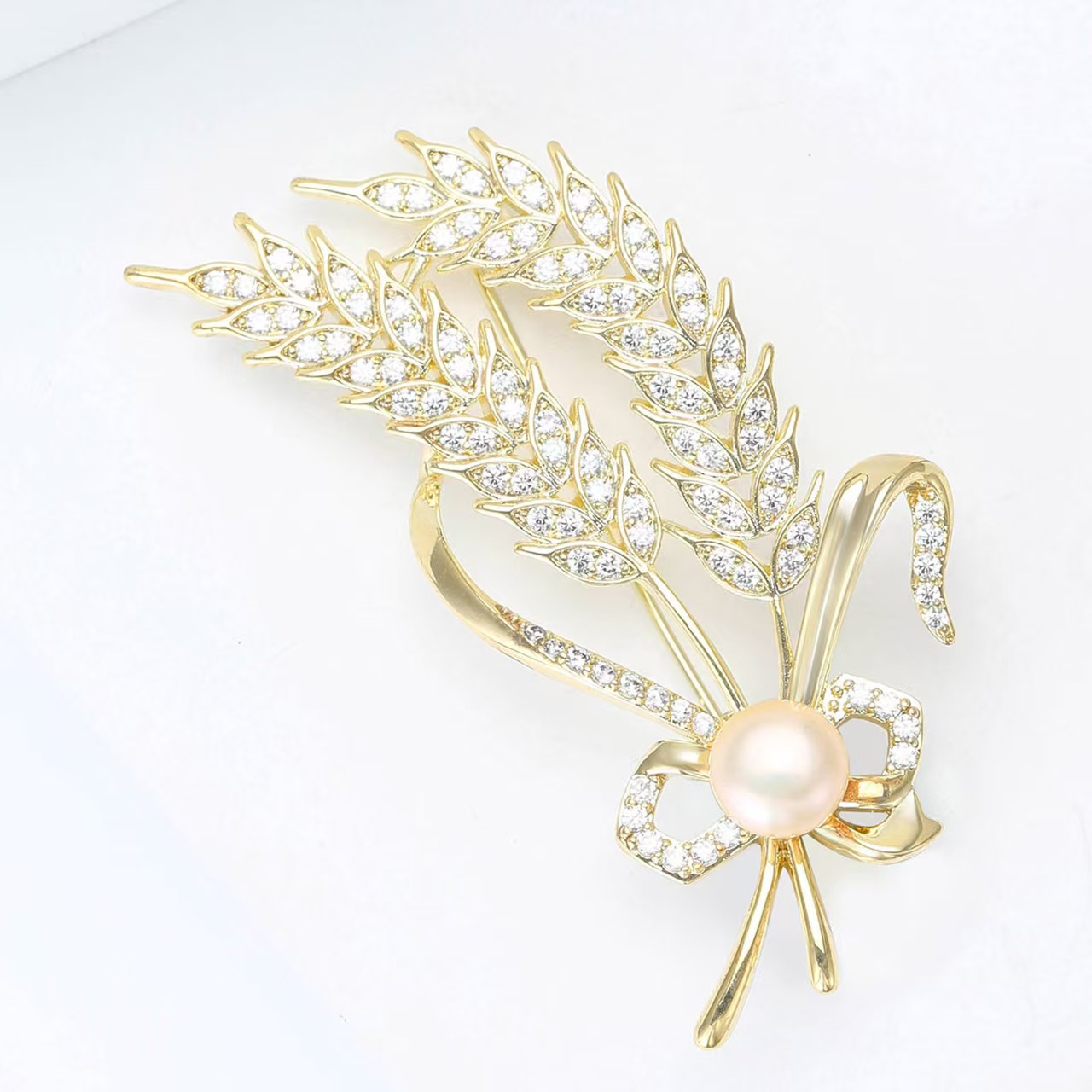 Micro-inlaid zircon wheat ear natural freshwater pearl brooch, fashionable and versatile, small chanese-style pearl brooch, anti-exposure silk scarf buckle pin wholesale