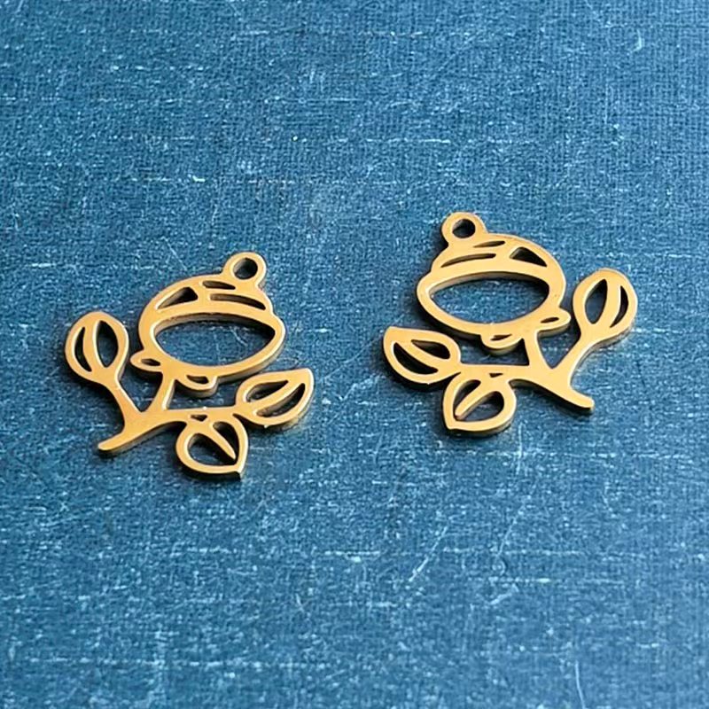 Cross-border foreign trade stainless steel titanium steel rose bracelet pendant necklace DIY jewelry accessories, personalized, trendy and fashionable detail image 5