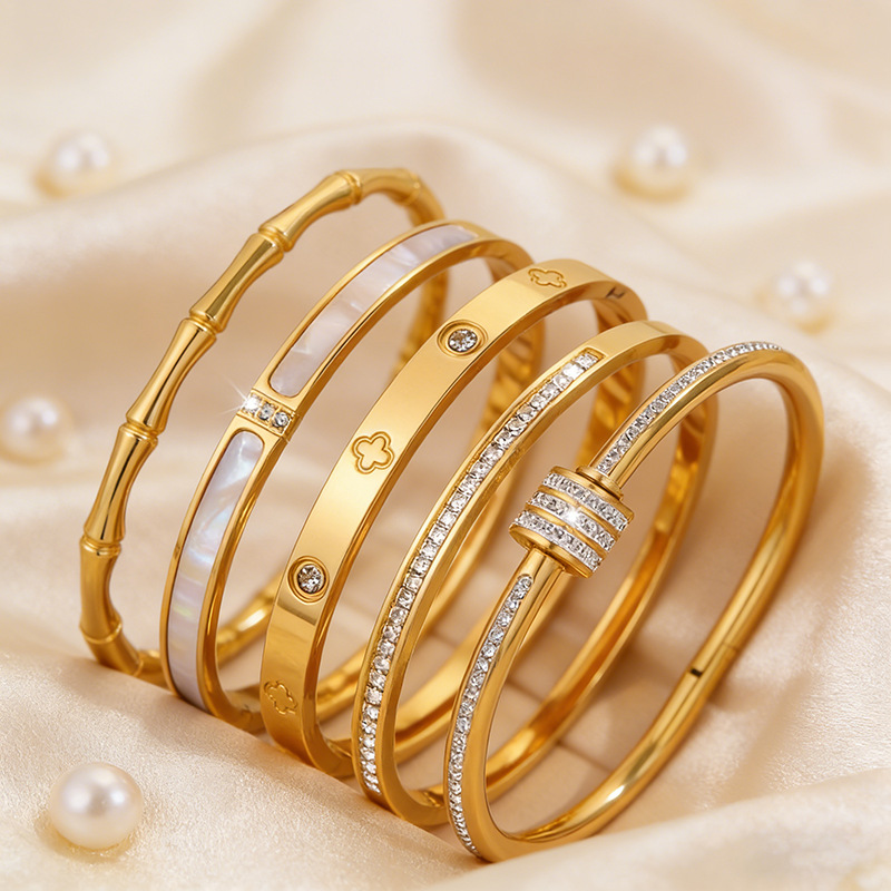 The stainless steel bamboo bracelet with a high-end European and American feel is simple and luxurious. It is 18K gold-plated and does not fade, making it a fashionable and versatile bracelet detail image 5