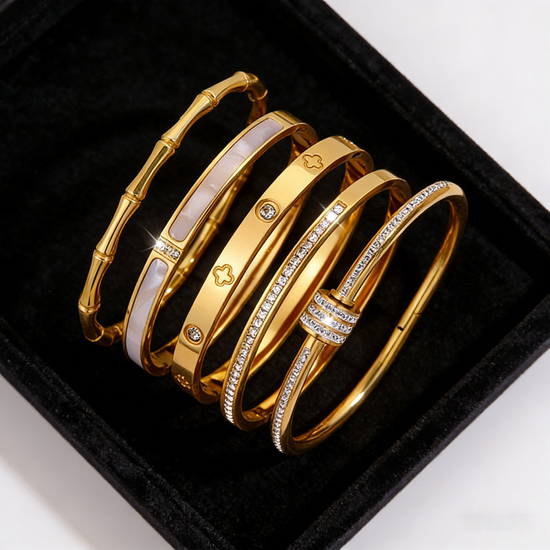 The stainless steel bamboo bracelet with a high-end European and American feel is simple and luxurious. It is 18K gold-plated and does not fade, making it a fashionable and versatile bracelet detail image 6