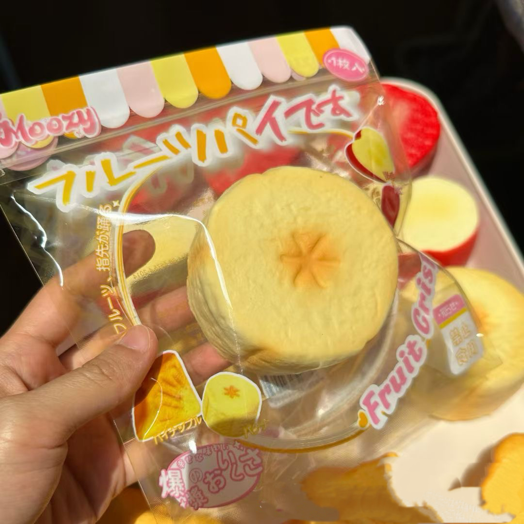 水果酥香蕉慢回弹玩具面包解压捏捏乐发泄食玩squishy超软产品图