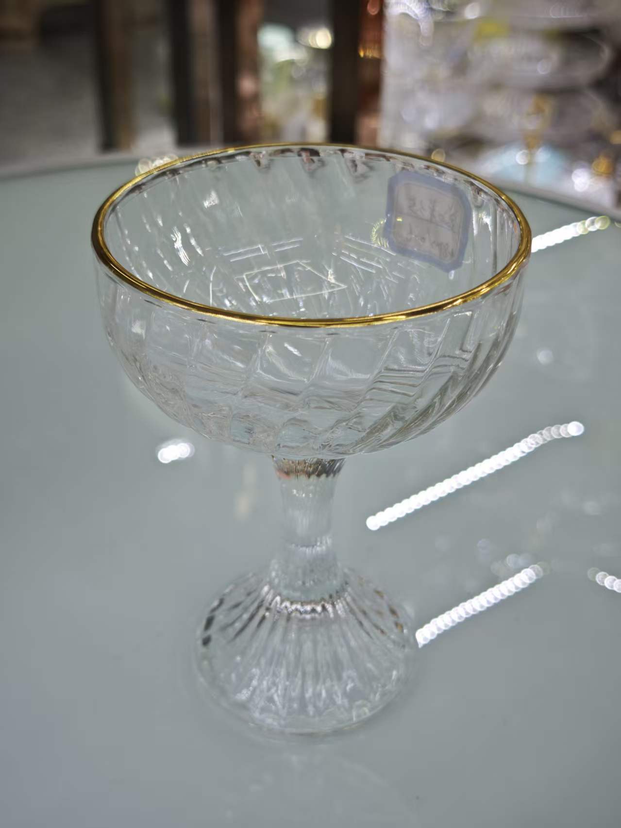 Gold-rimmed transparent glass cup, simple household water cup, office drinking cup