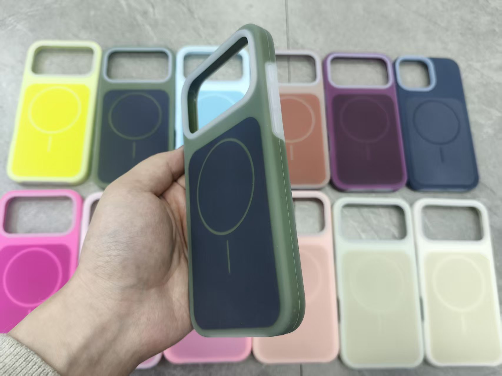 彩色手机壳主体防摔耐磨保护套全包边防滑软胶外壳新款	大孔果冻手机壳 内绒布磁吸手机壳详情8