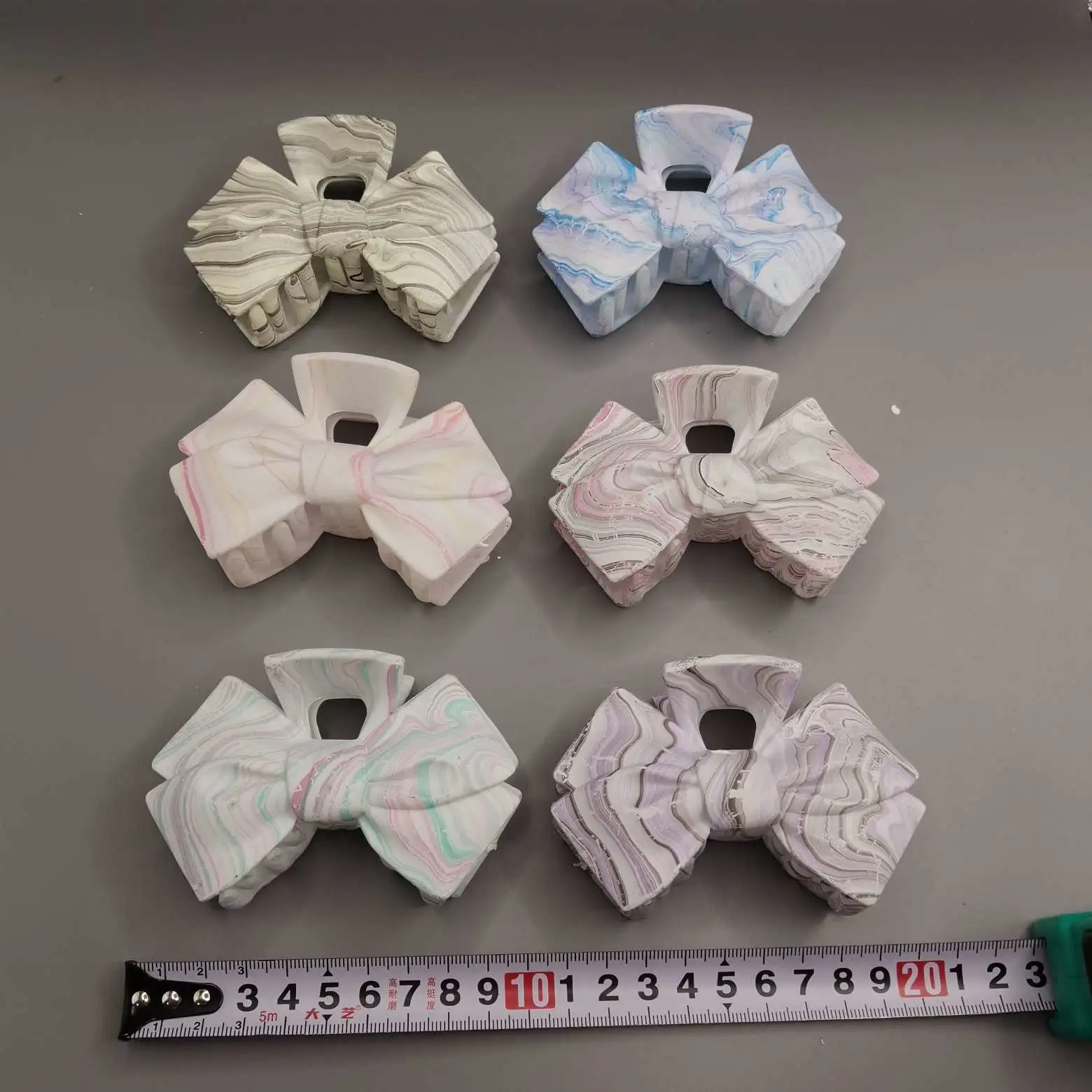 11 cm popular plastic hair clip with shark clip and water drop pattern design detail image 3