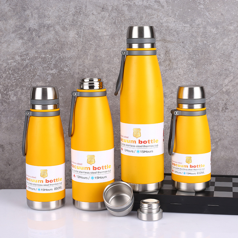 All-steel insulated cup, portable hand-held large-capacity stainless steel water cup, vacuum cola bottle, travel cup Application Scenario