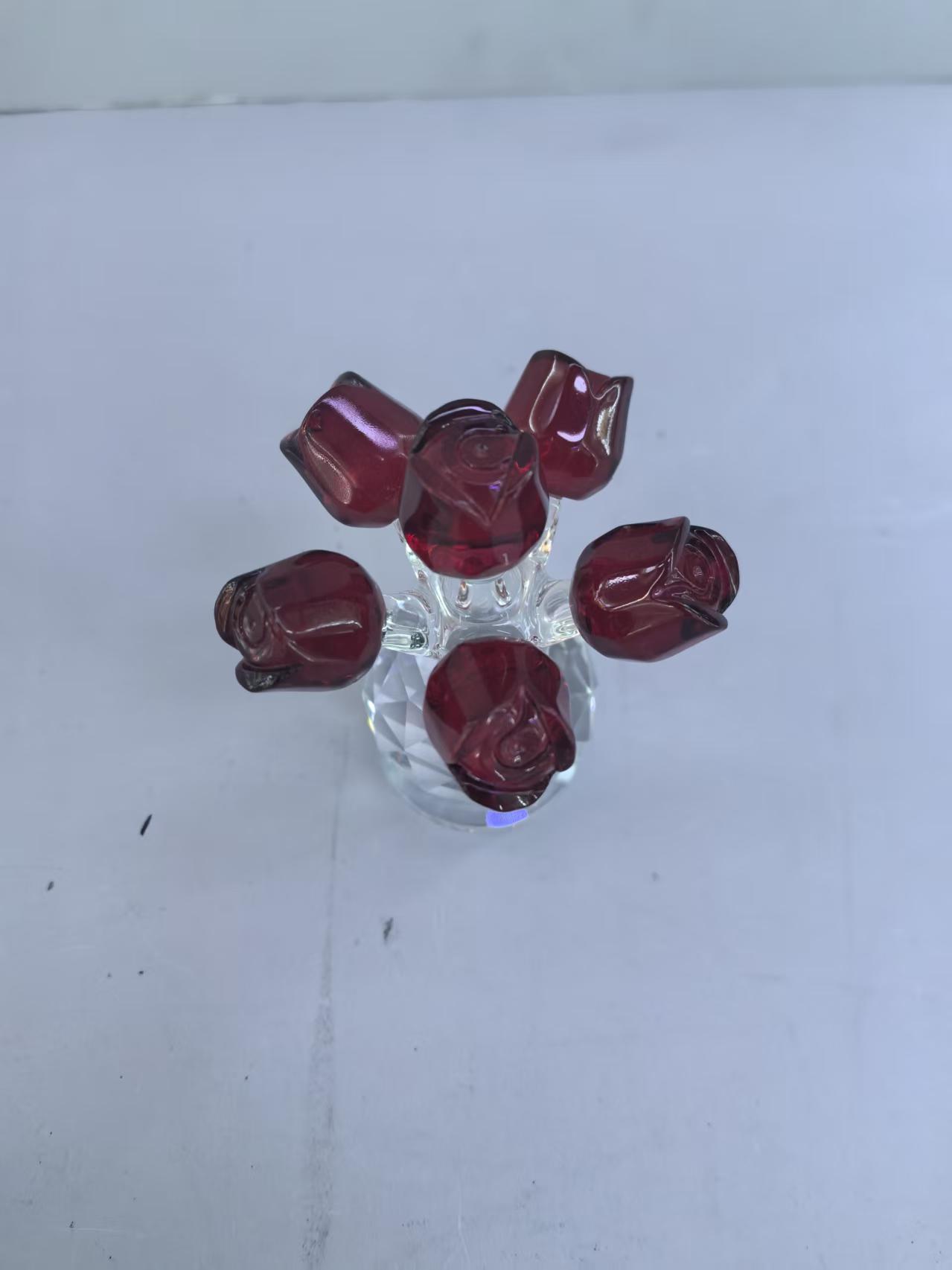 A romantic bouquet of glass roses and a glass vase for your girlfriend's birthday Specification image