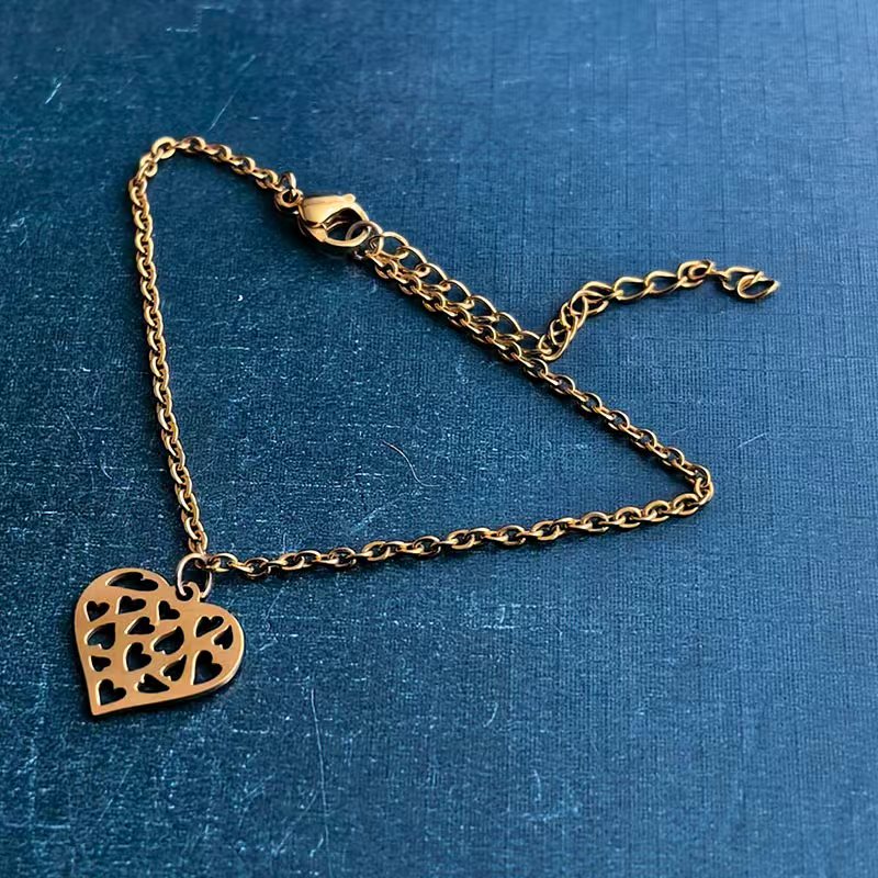 Cross-border foreign trade love bracelets, pendants, necklaces, DIY jewelry accessories, titanium steel, stainless steel, fashionable, versatile, personalized and trendy detail image 7