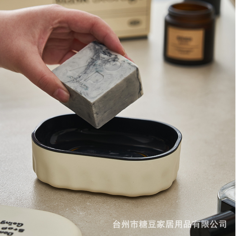 S137-1006 soap box, double-layer covered bathroom, portable draining soap box for student dormitories Specification image
