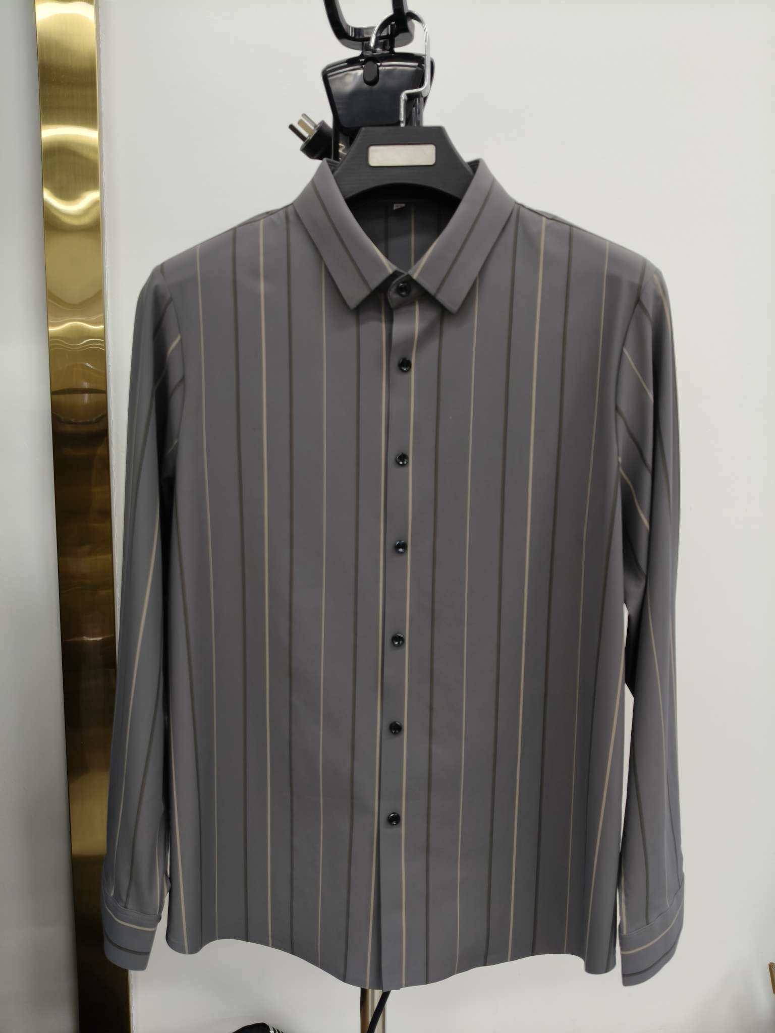 Textile leather knitted fabric is breathable, soft, comfortable, warm, anti-slip, wear-resistant and wrinkle-resistant