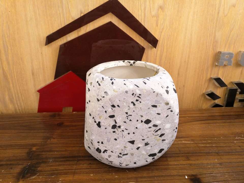 Ceramic handicrafts, ornaments, gift vases, decorative ceramic soft furnishings 71017 Application Scenario