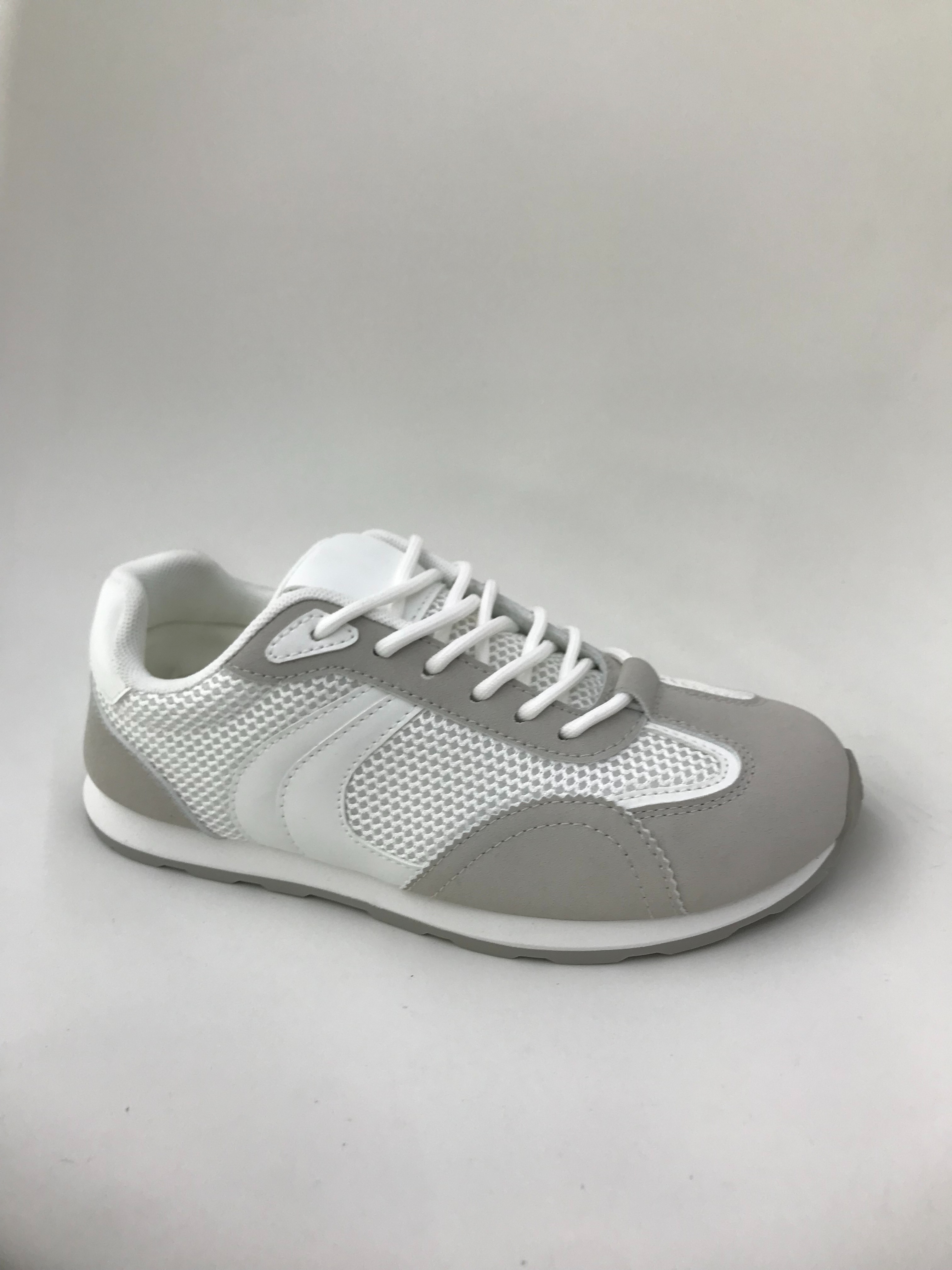 Women's sports shoes are breathable, lightweight, shock-absorbing, anti-slip, wear-resistant and versatile details Picture
