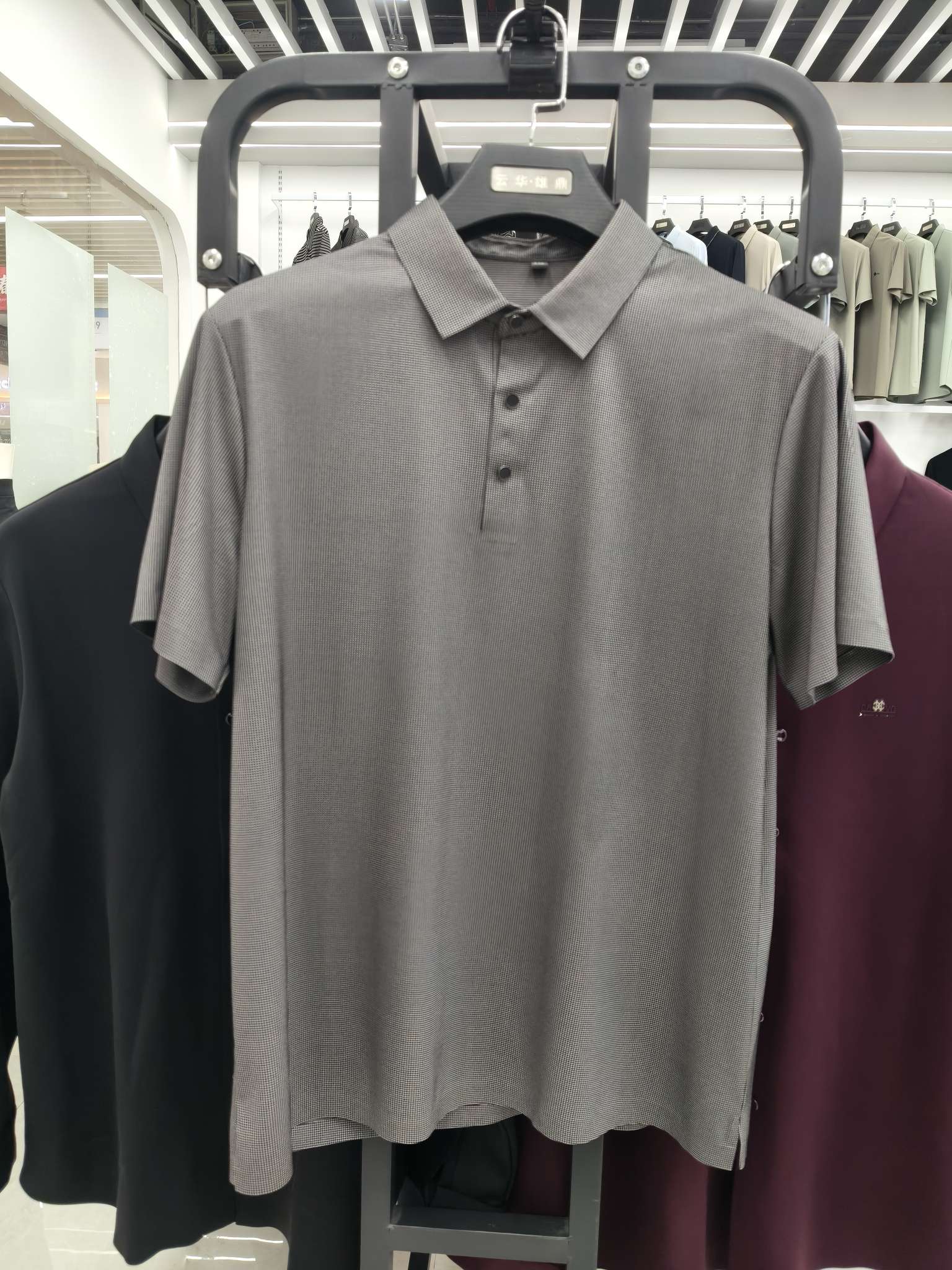 Textile leather knitted fabric is breathable, soft, comfortable and warm, suitable for autumn and winter