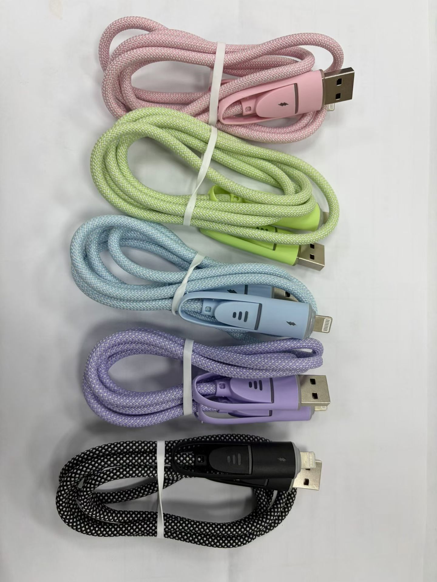 锌合金真硅胶线，240W，1.5M白底实物图