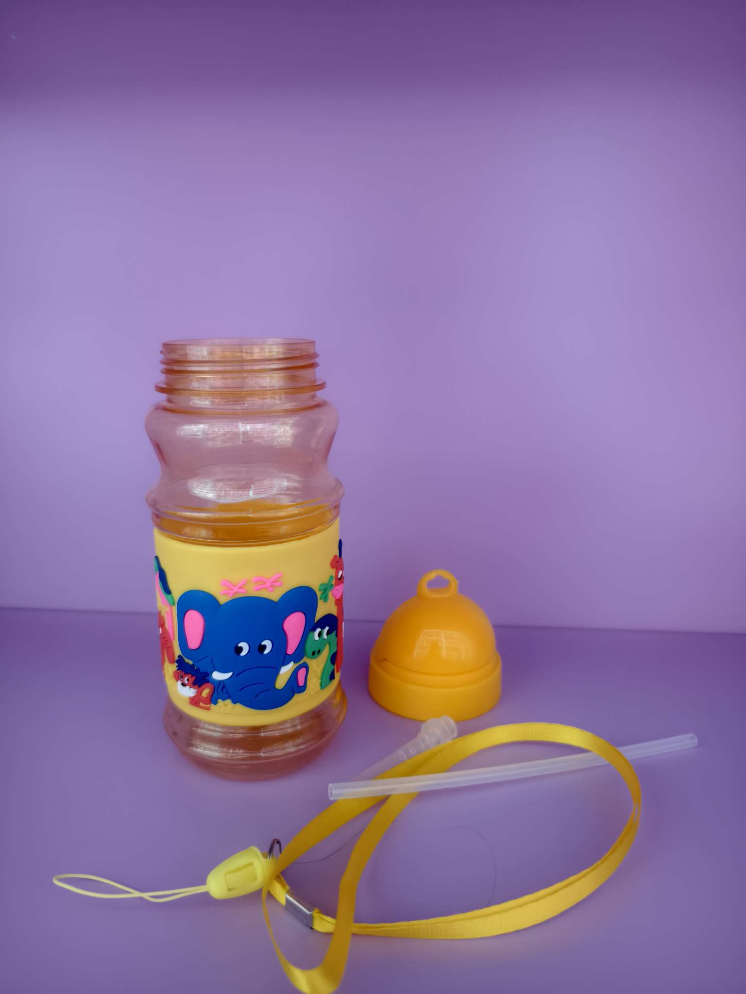 Children, toddlers, students, carrying water cups, water bottles, suction cups, straw cups, 400ml, cartoon three-dimensional Specification image