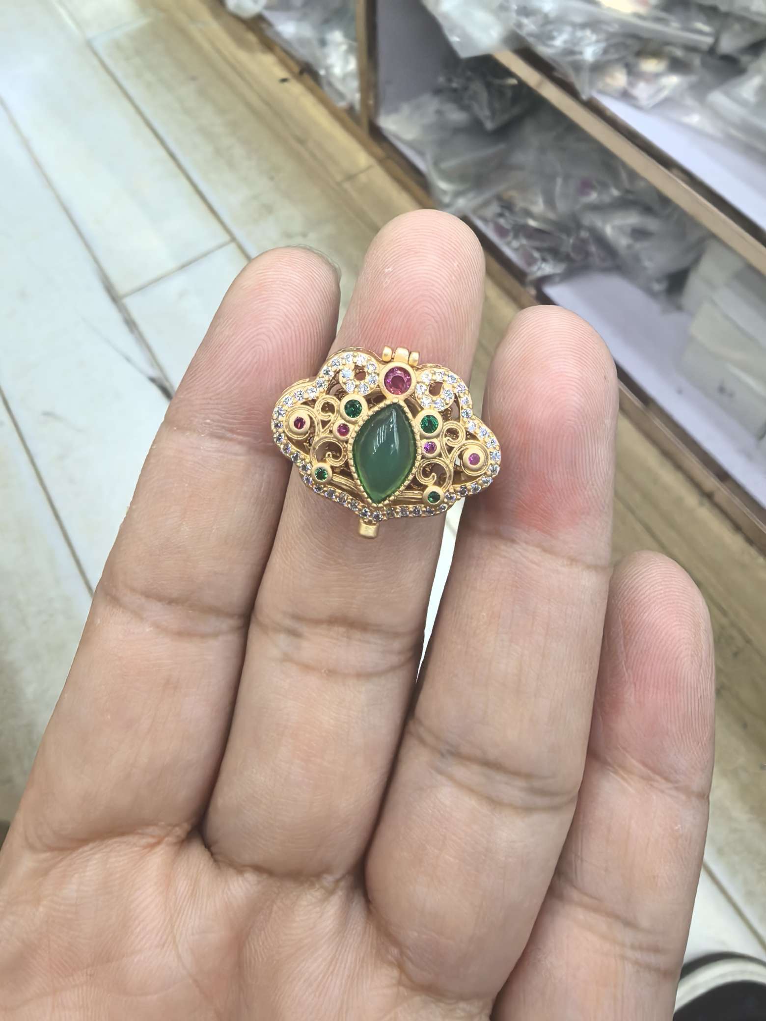 可翻盖手饰盒戒指，20260315.髓缘珠宝