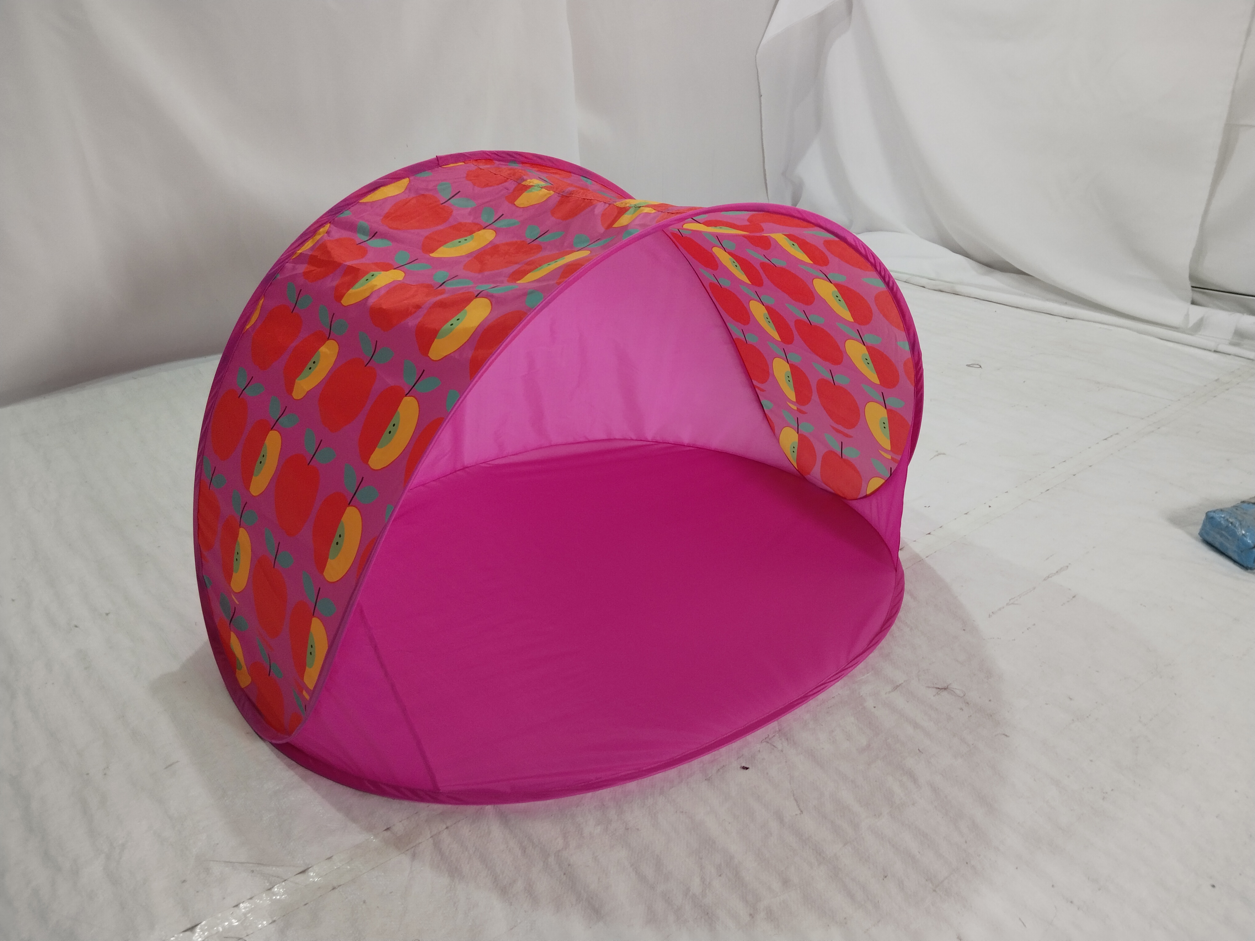 全自动沙滩遮阳篷，防风防雨，便捷户外儿童遮阳篷