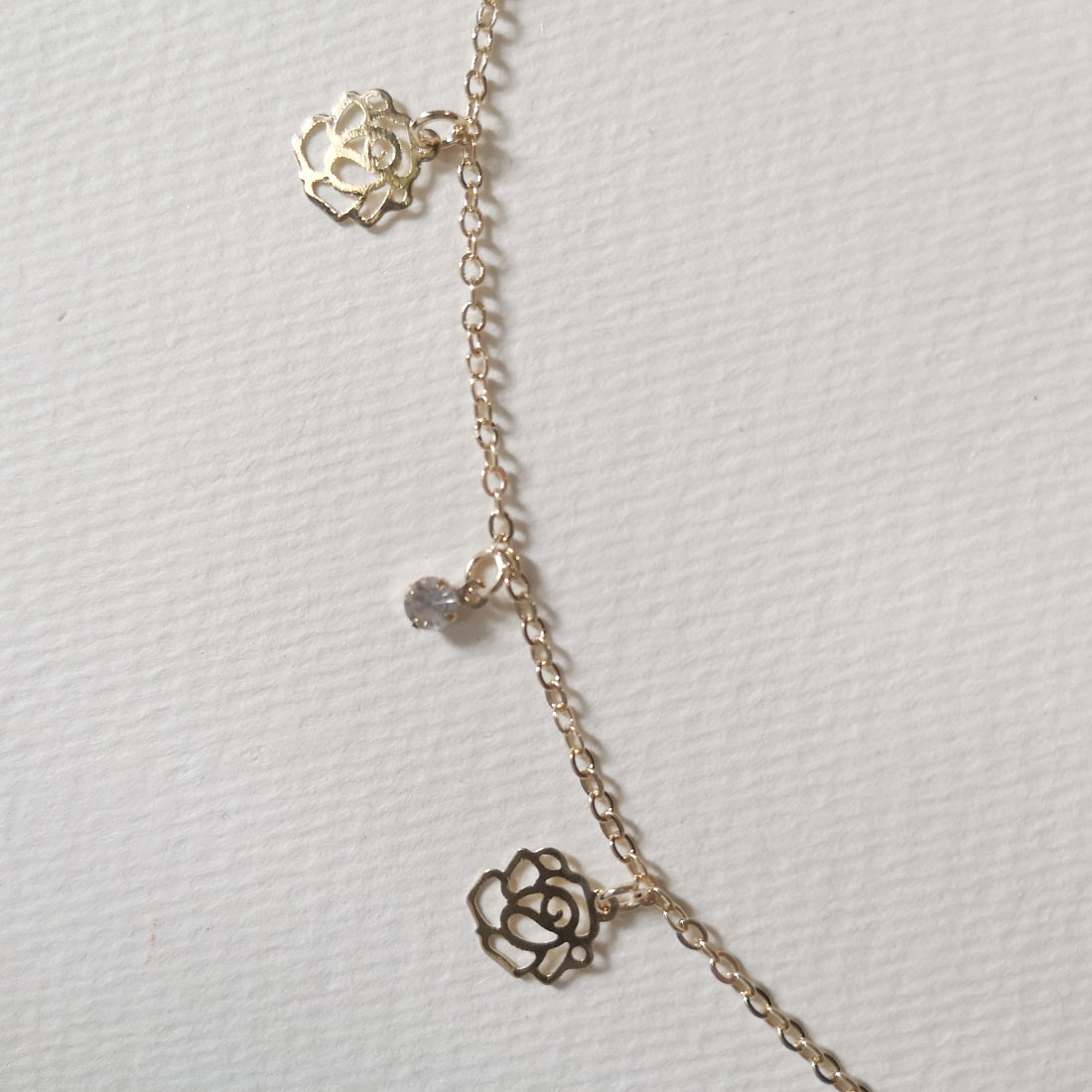 金色玫瑰花吊坠手链女时尚简约轻奢饰品礼物细节图