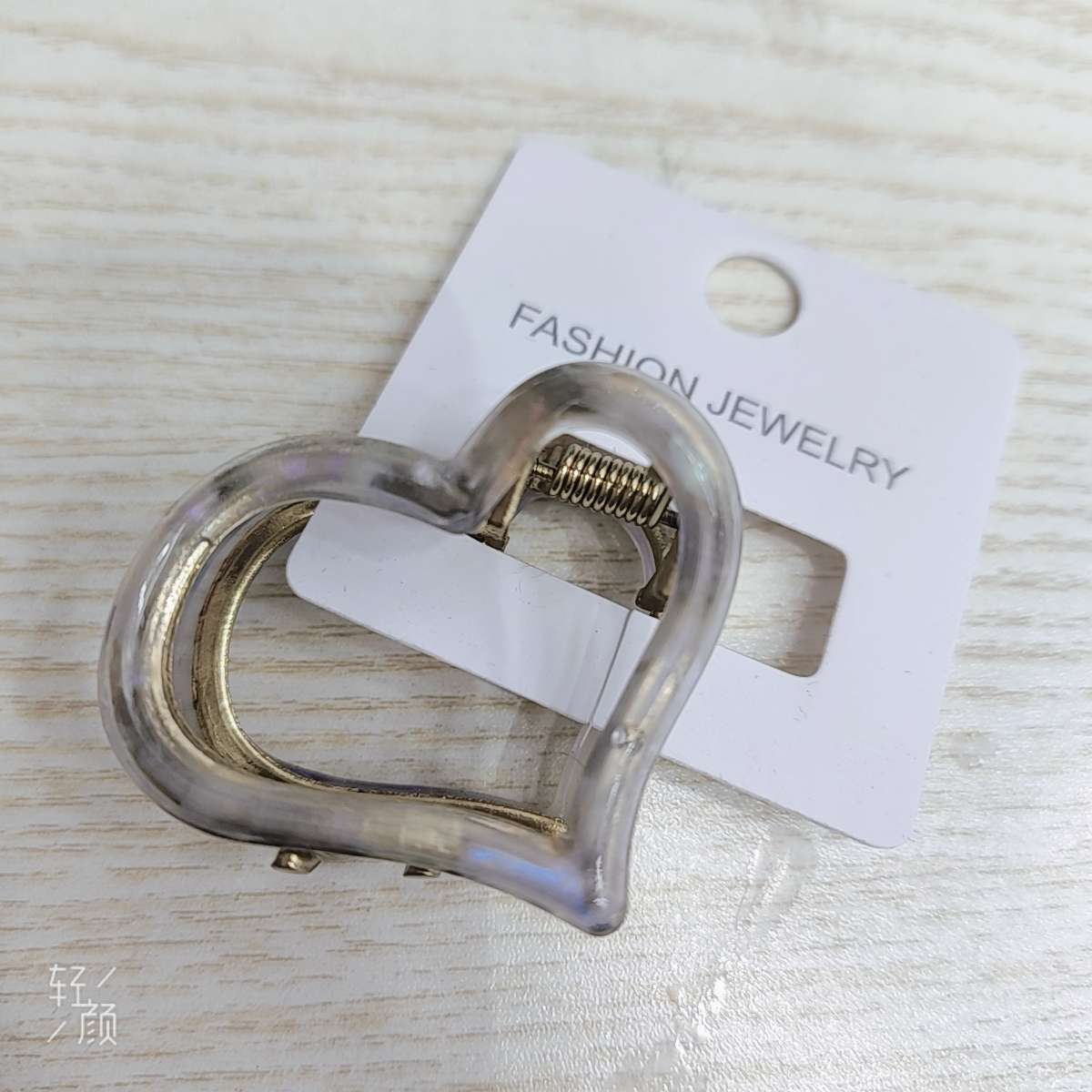 مشابك شعر جميلة، مجلات شعر جميلة detail image 9