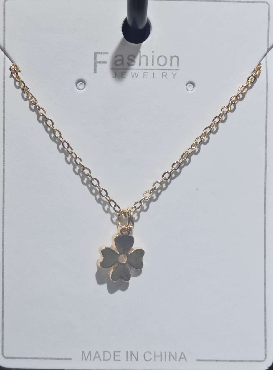 四叶草项链简约时尚项链女款锁骨链轻奢小众设计感饰品