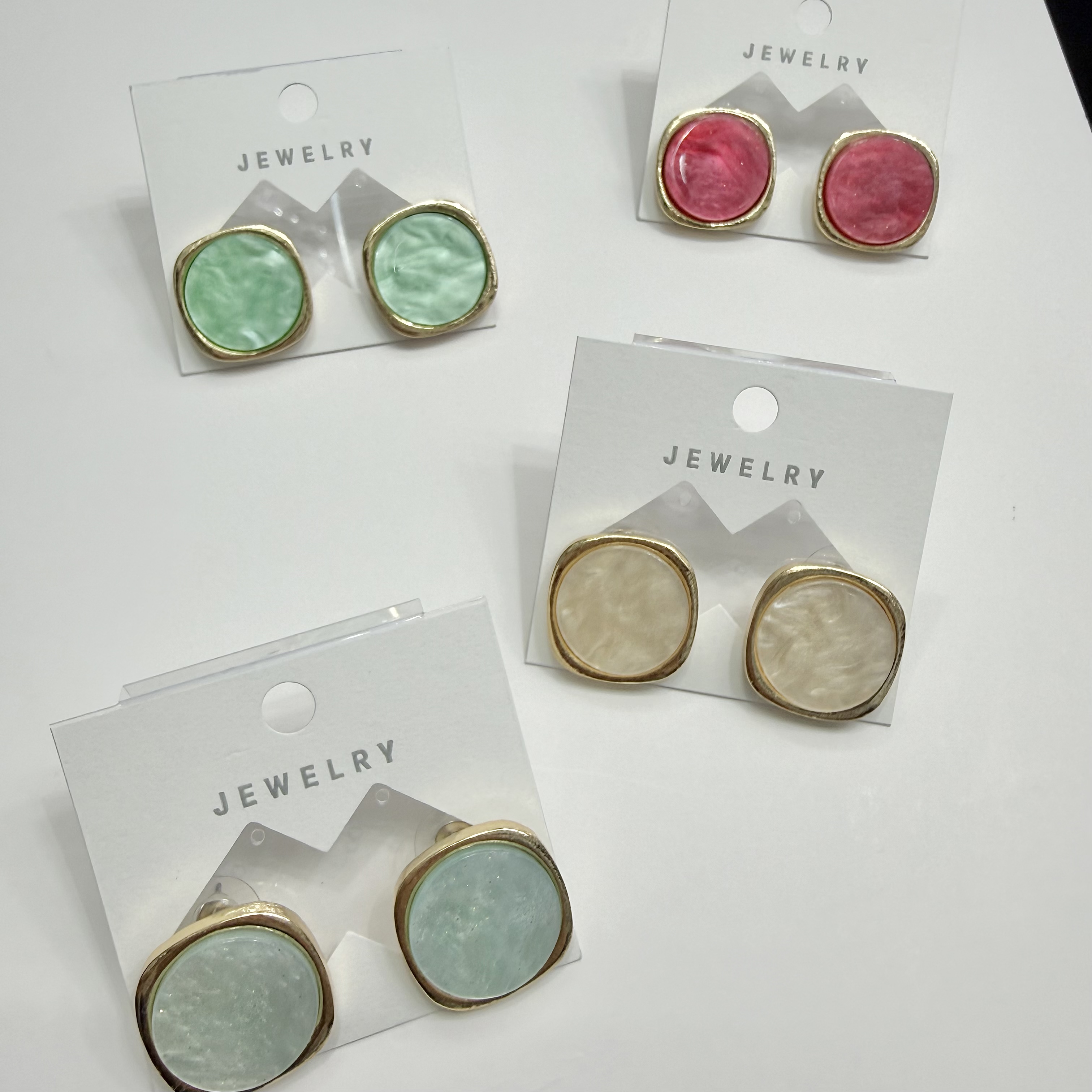 Copper plated with real gold, Encore red diamond-shaped enamel drop glaze earrings, a new retro and high-end women's stud earrings