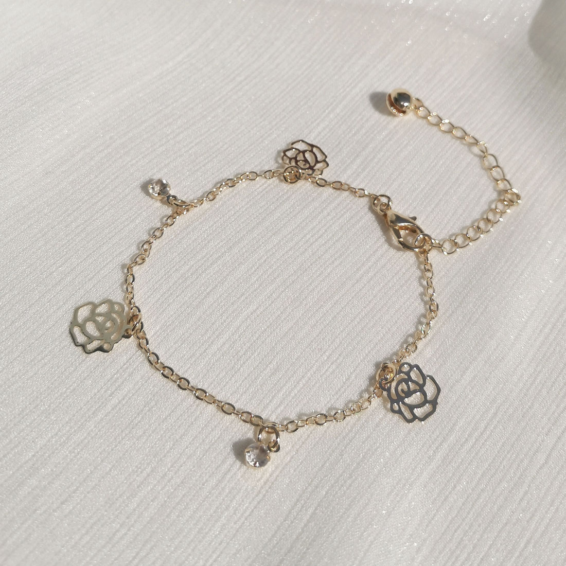 金色玫瑰花吊坠手链女时尚简约轻奢饰品礼物