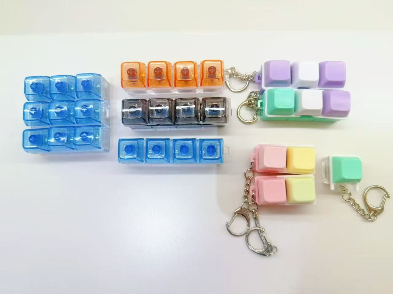 Colorful transparent square keychains and keychain pendants, cute little items, personalized decorations pic 4