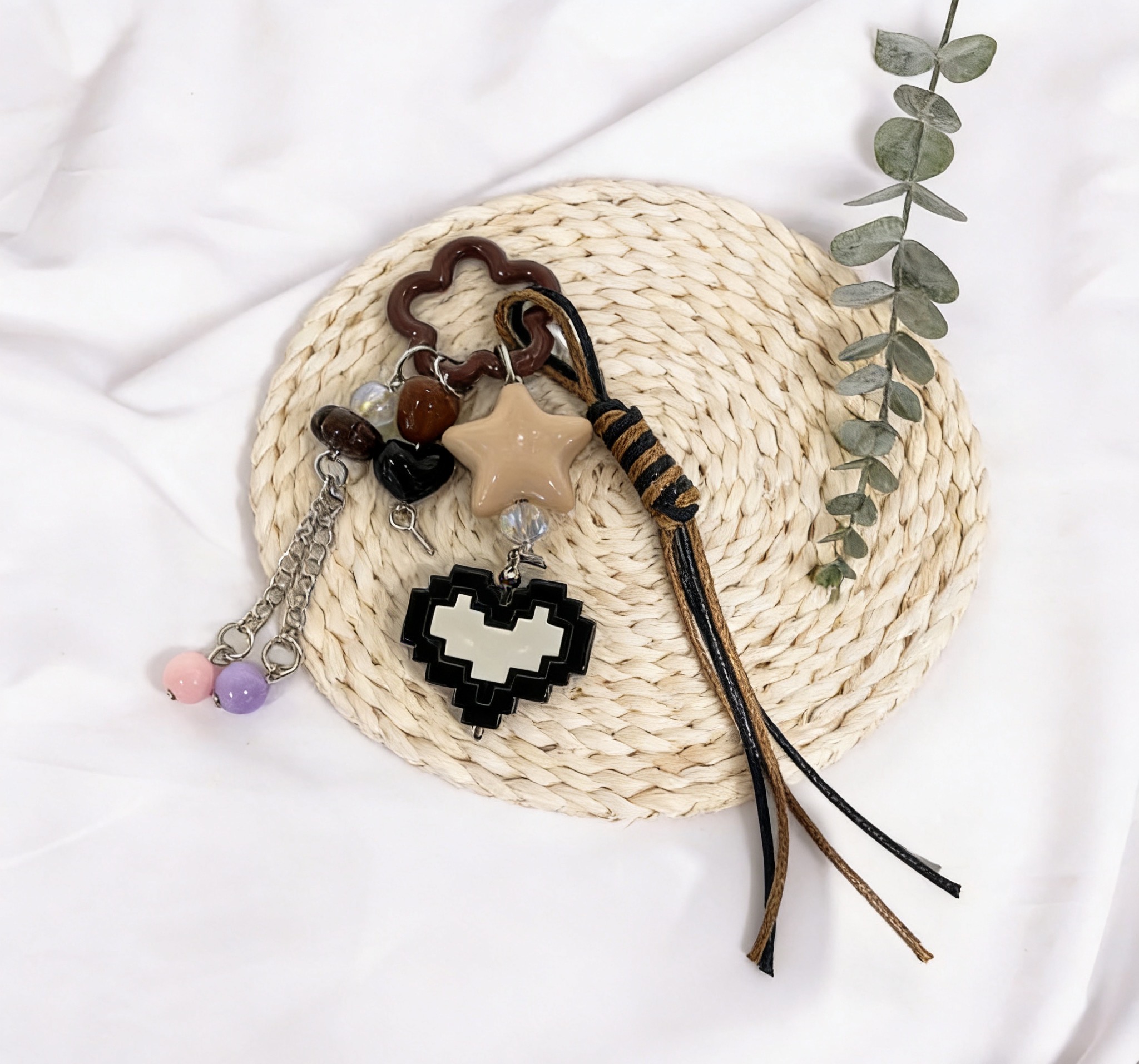 夏日元气风包包挂饰 黑咖色系冰淇淋爱心蝴蝶结钥匙扣 配饰跨境货源