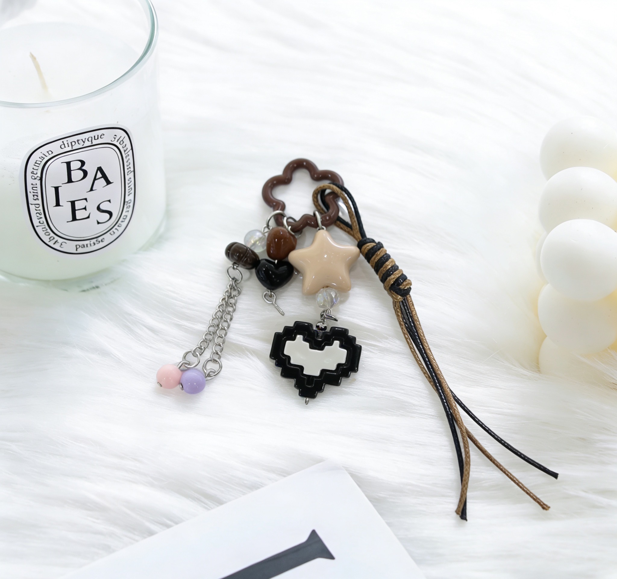 包挂/哭哭马/挂绳挂件/露营毛绒挂件/挂件产品图