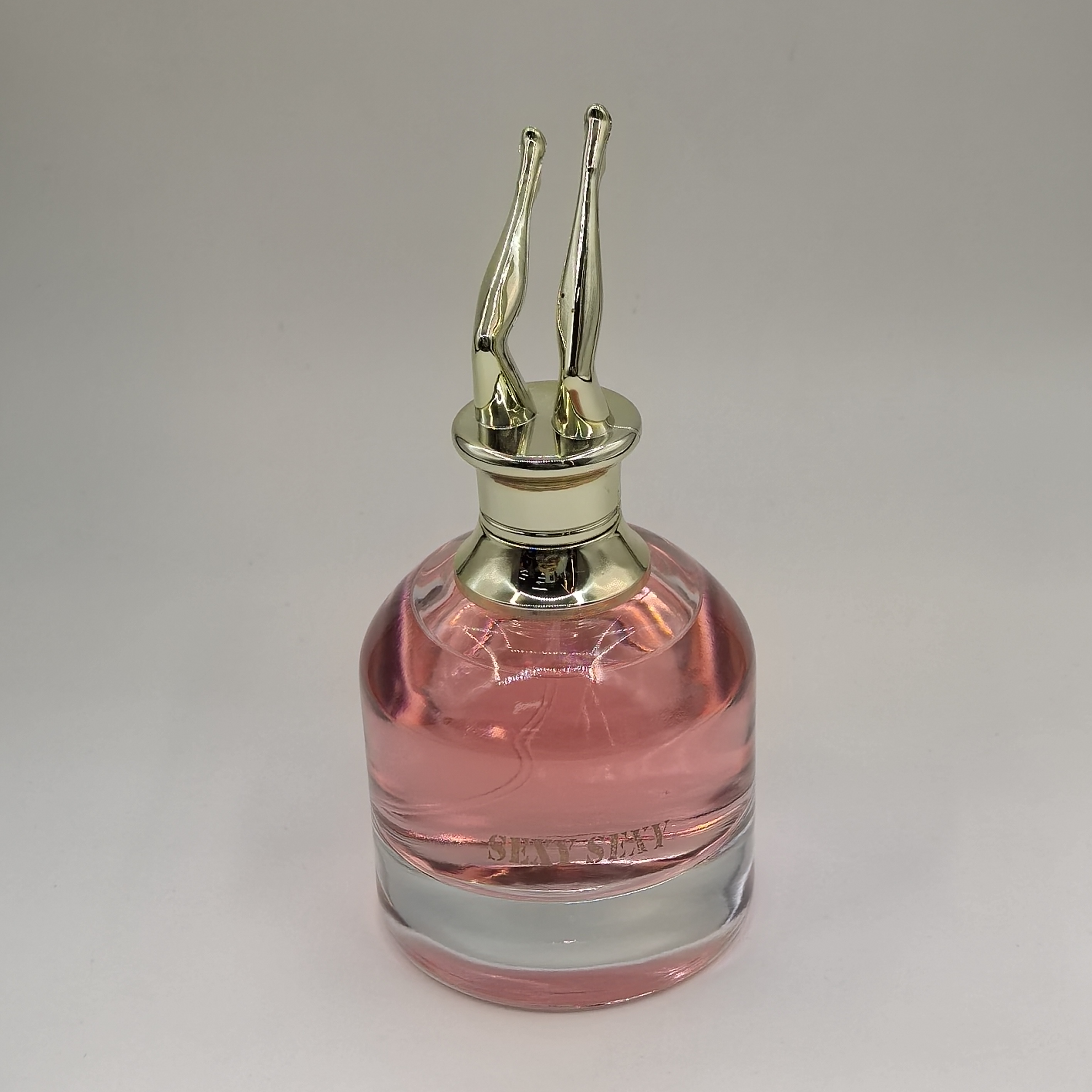 Cross-border best-selling 100ml perfume with long-lasting fragrance, direct sales from the manufacturer Application Scenario