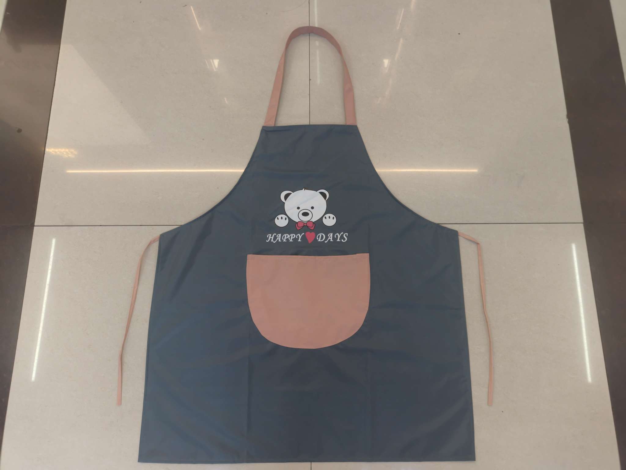 Kitchen baking apron, home women's fashionable and cute Japanese and Korean style waterproof and oil-proof adult cooking work clothes custom LOGO Application Scenario