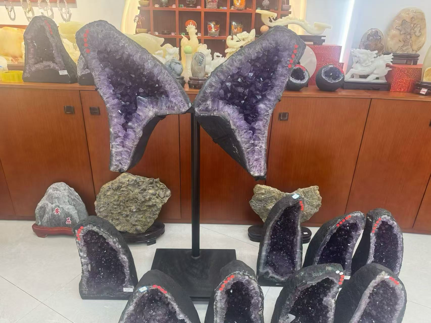 Yajinpei Jewelry Store describe pic - 5