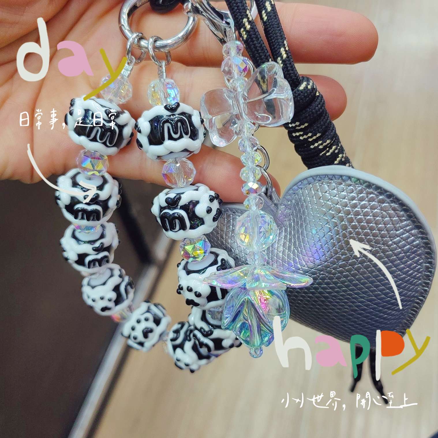 Crystal cute grain mobile phone chain accessory pendant, fresh and lovely mobile phone chain details Picture