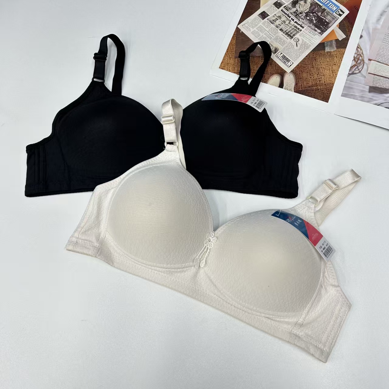 FCM-D5 # export women's bras in multiple colors, frameless bras, comfortable design, large-sized beautiful back underwear, QNI details Picture