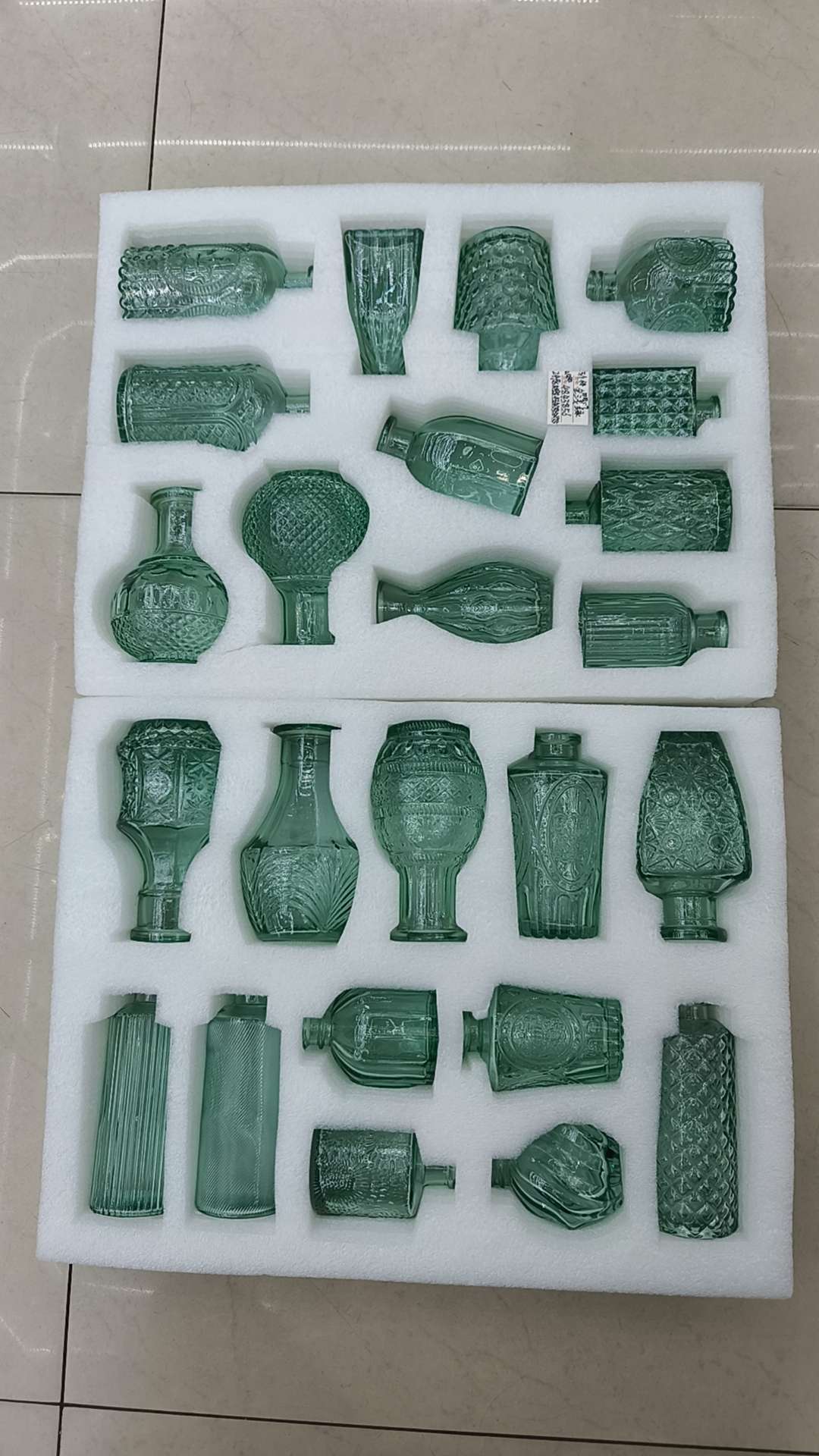 Glassware, glass bottles, small vases, small glass bottles, daily necessities detail image 6