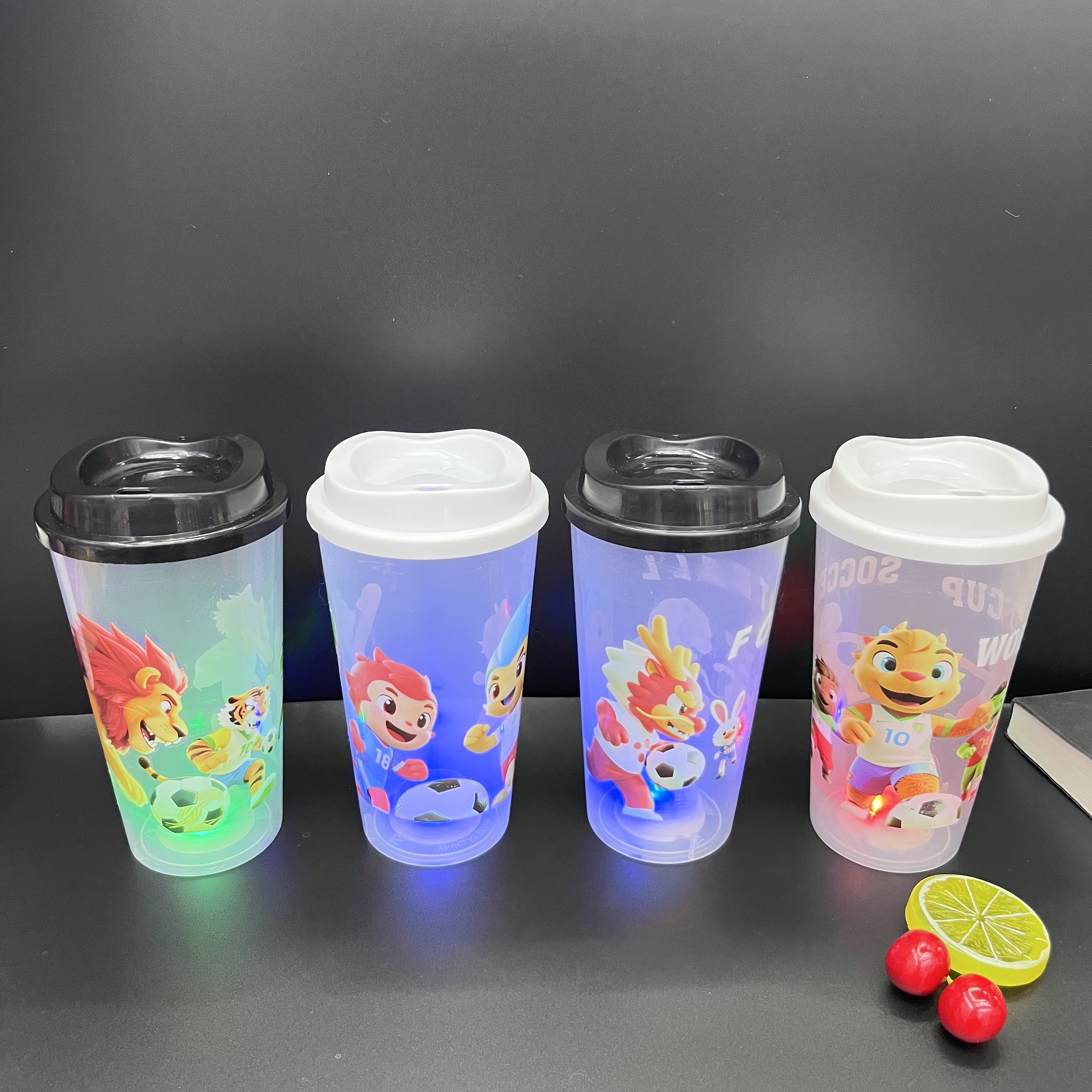 卡通儿童水杯塑料杯吸管杯便携可爱杯吸管水杯多用途多款式工厂直销日用百货详情3