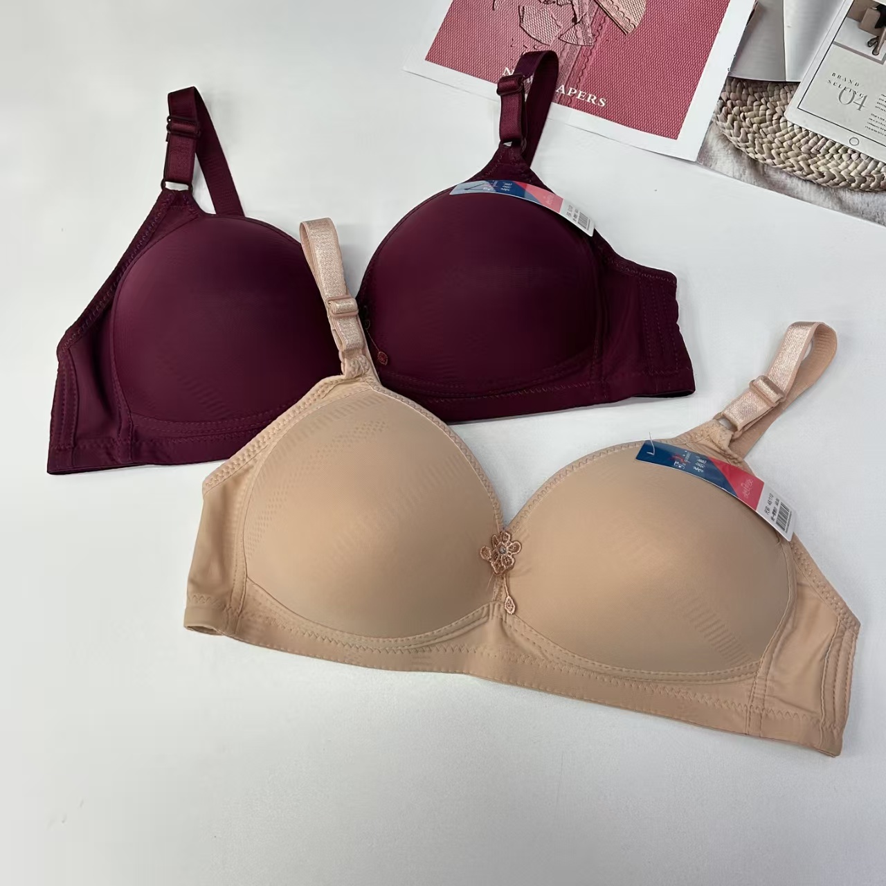 FCM-D4# Women's bras for export to the Middle East and Africa, large-sized women's bras, gathering comfortable bras without underwire, QNI details Picture