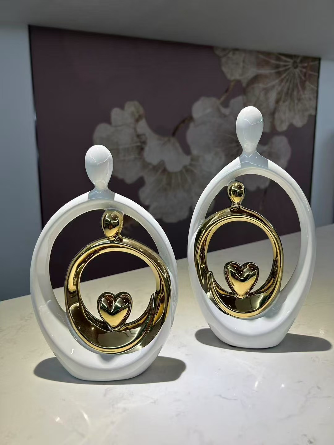 Modern and simple wine cabinets, TV cabinets, entrance hall ornaments, light luxury and high-end living room home decorations, housewarming gifts, ceramic and glass vases detail image 2