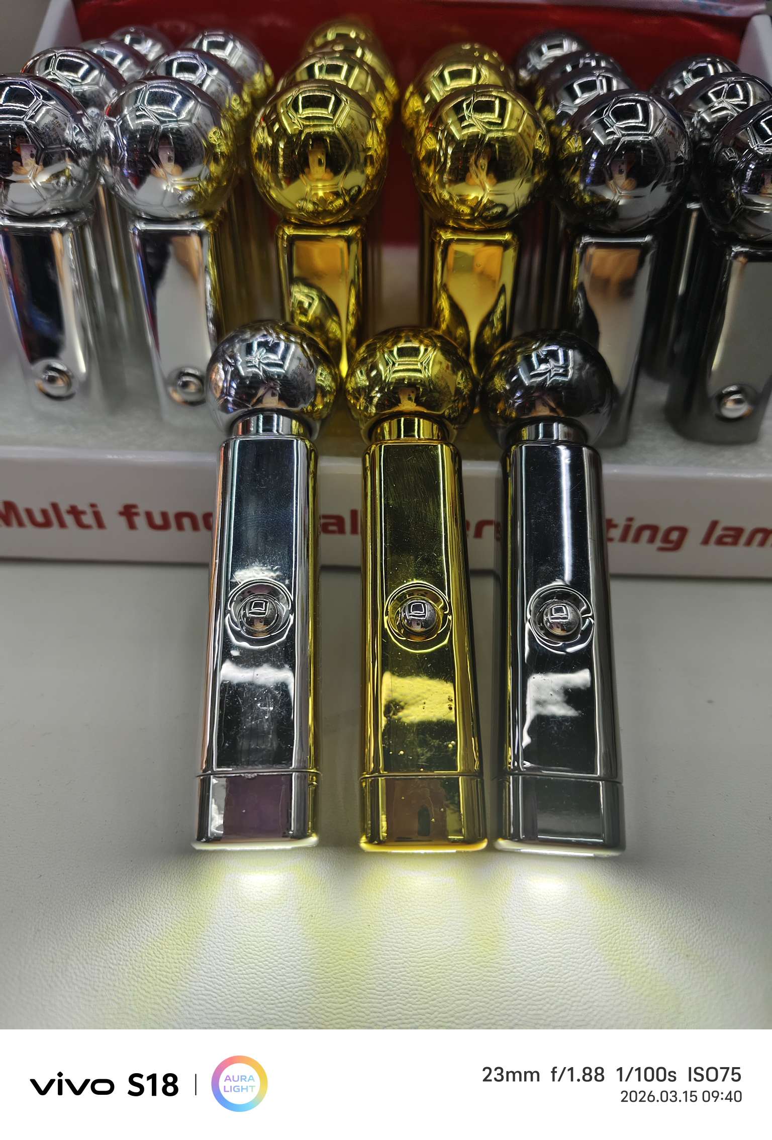 新款球型旋转减压激光灯三合一激光红卫线照明减压多功能学生玩具手电筒详情图4
