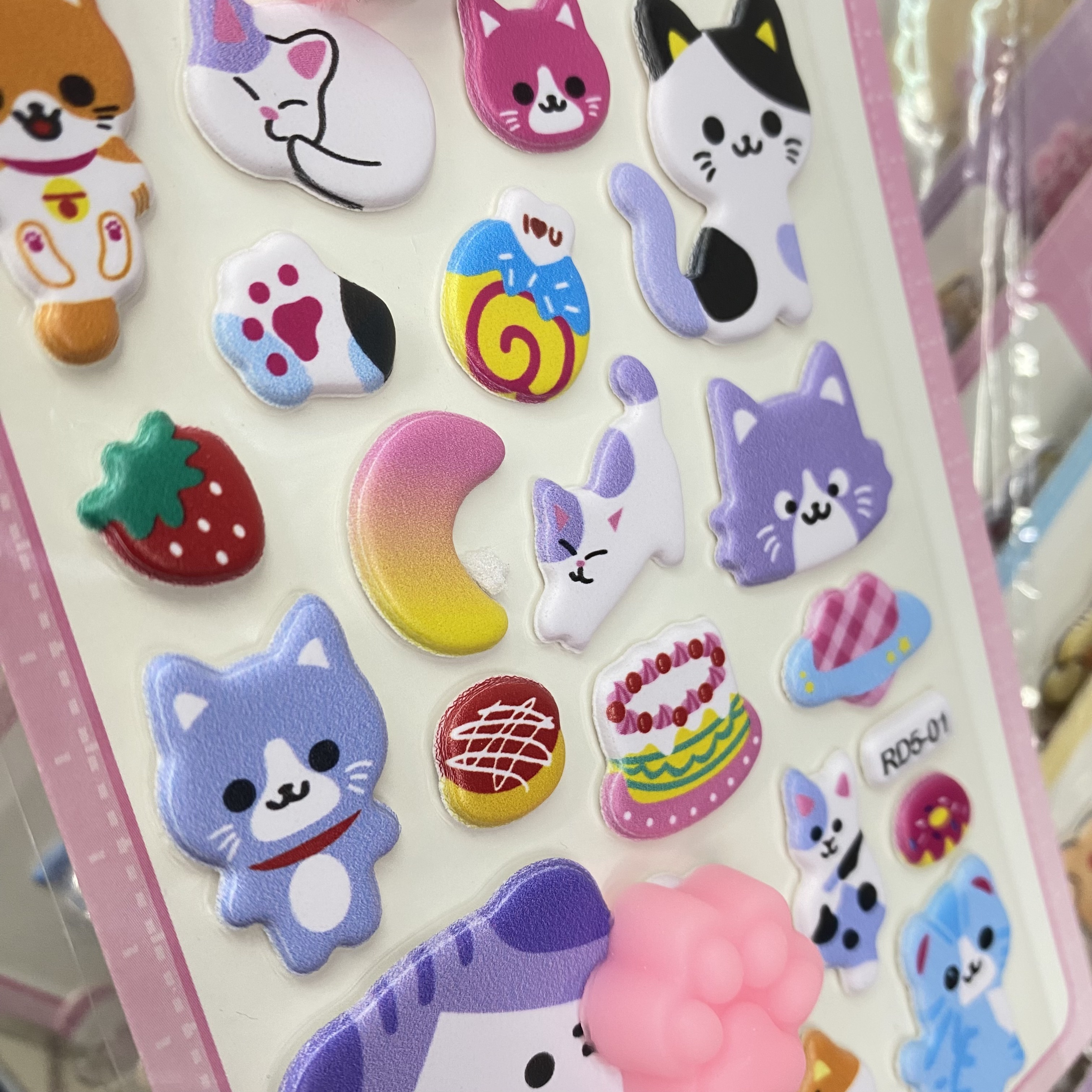 Cat paw foam stickers, PP soft and cute children's cartoon rabbit cat animal PP sponge stickers Specification image