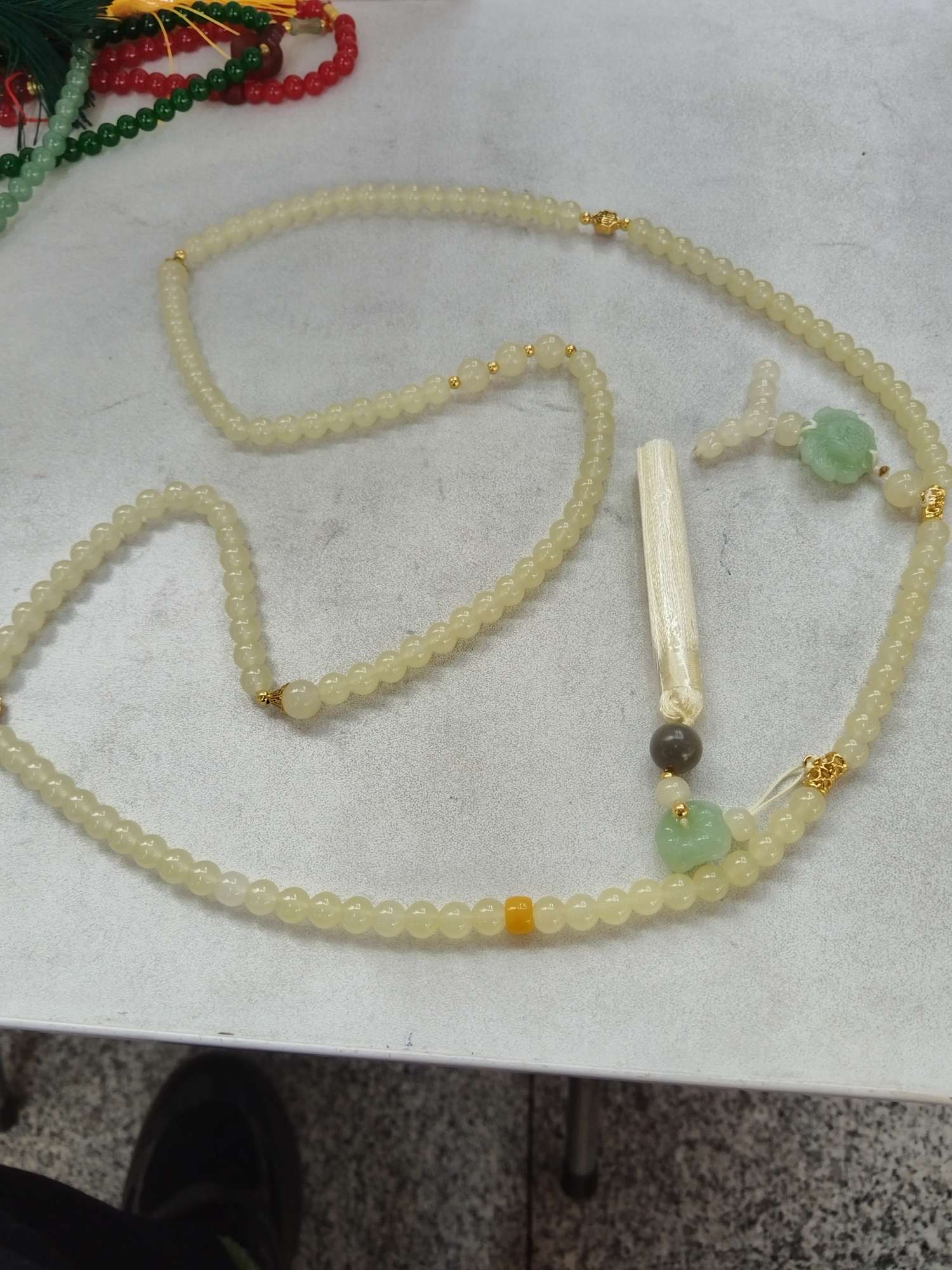 男生配饰新款项链搭扣挂饰品女长款简约设计项链斜挎