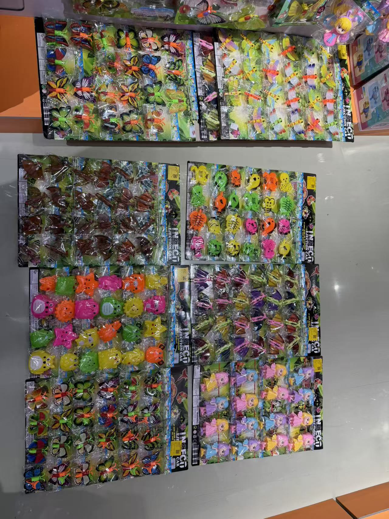 恐龙玩具实物图