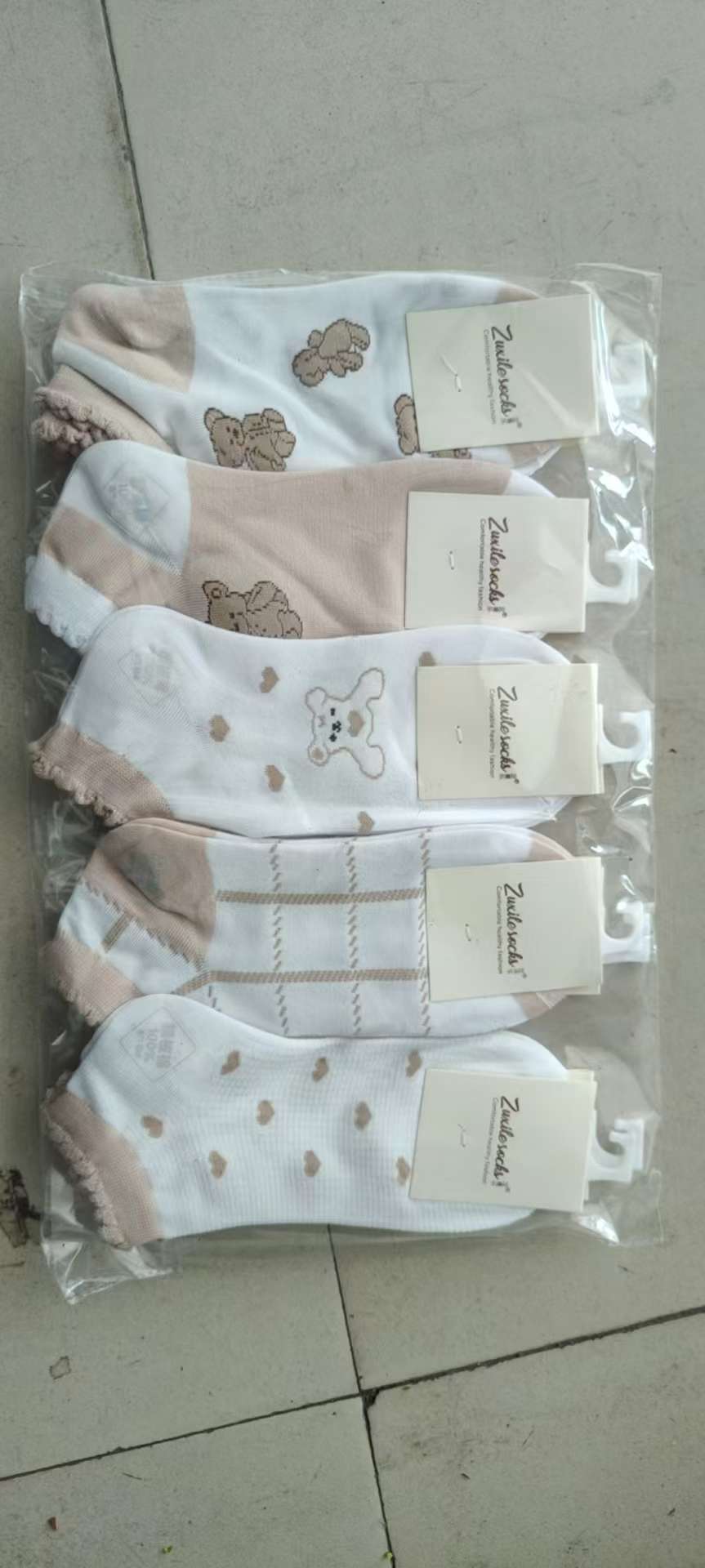 Spring and Summer new women's socks, bubble mouth girls' socks, women's boat socks, short socks, invisible socks, student socks, cute cartoon socks, one-piece consignment, factory direct sales