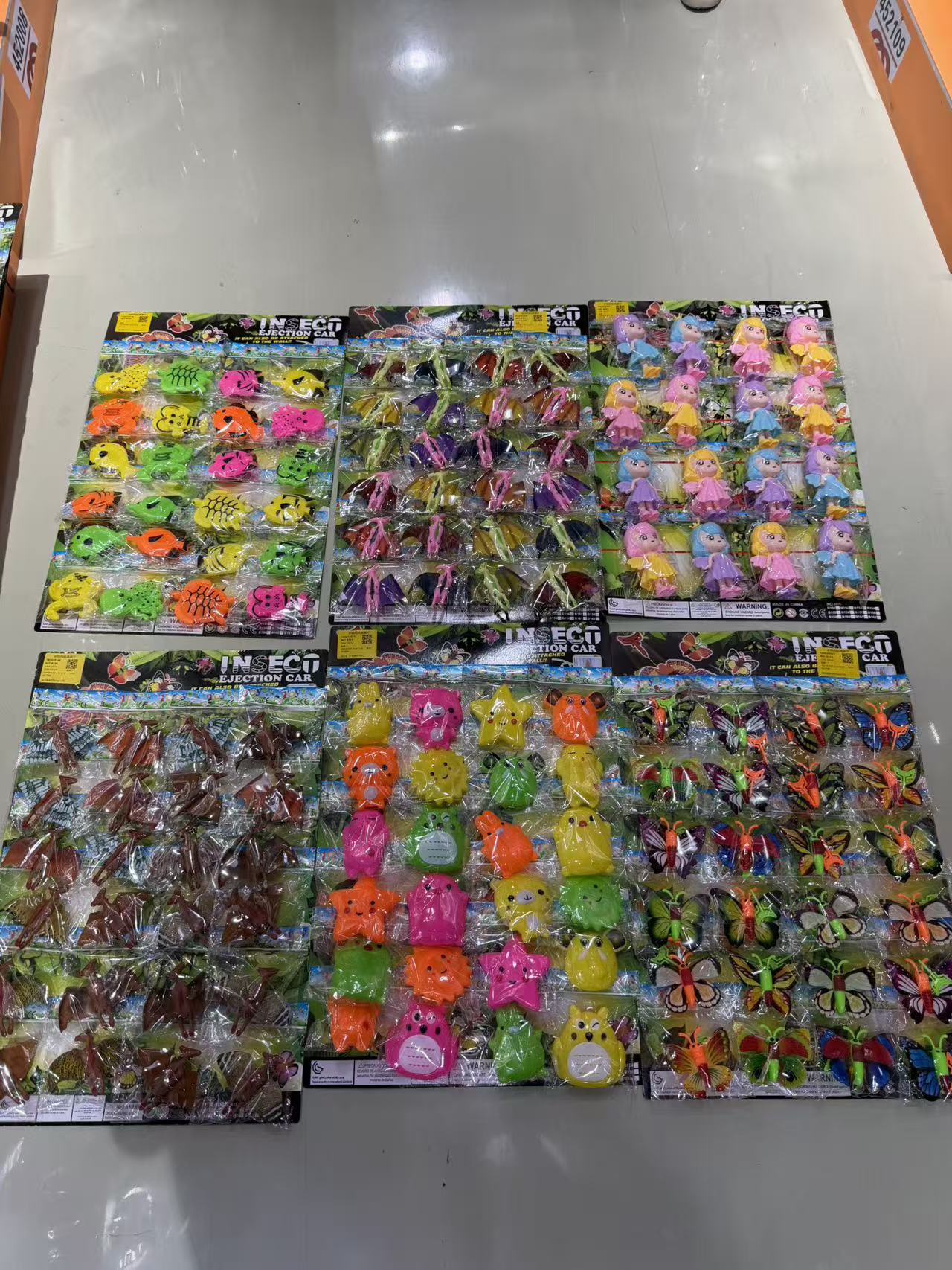 昆虫海洋动物模型玩具23764894环宇玩具昆虫弹射车吊卡玩具小摆件