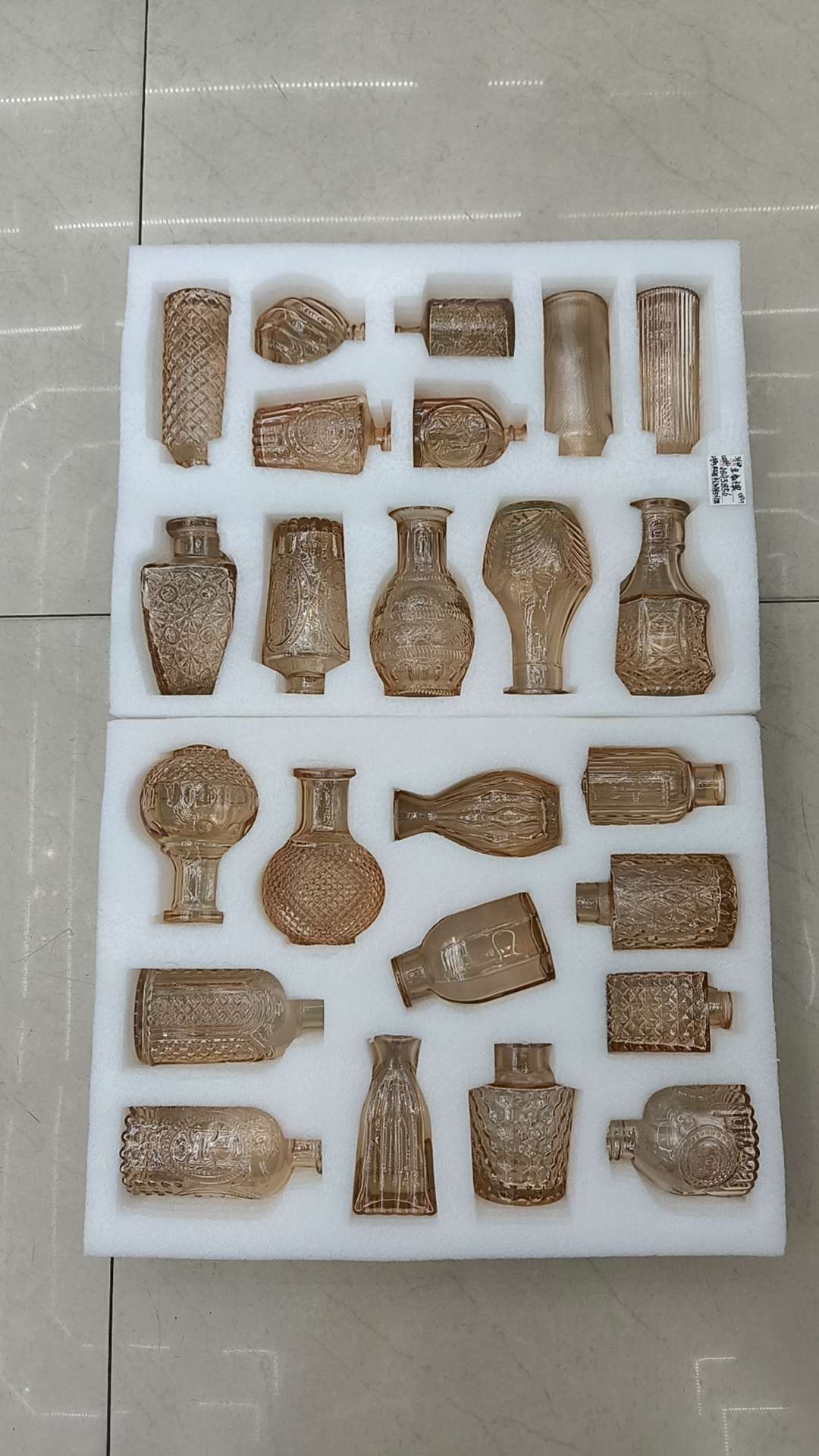 Glassware, glass bottles, small vases, small glass bottles, daily necessities Specification image