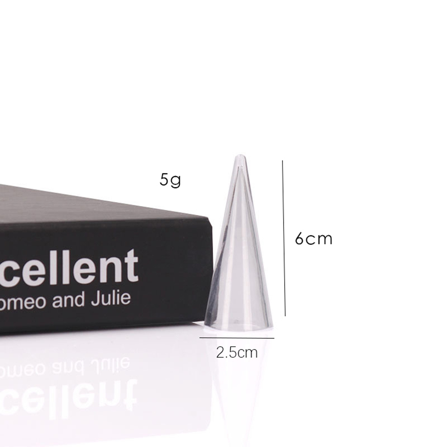 高级感透明锥形物体透明锥形戒指展示架 时尚简约设计