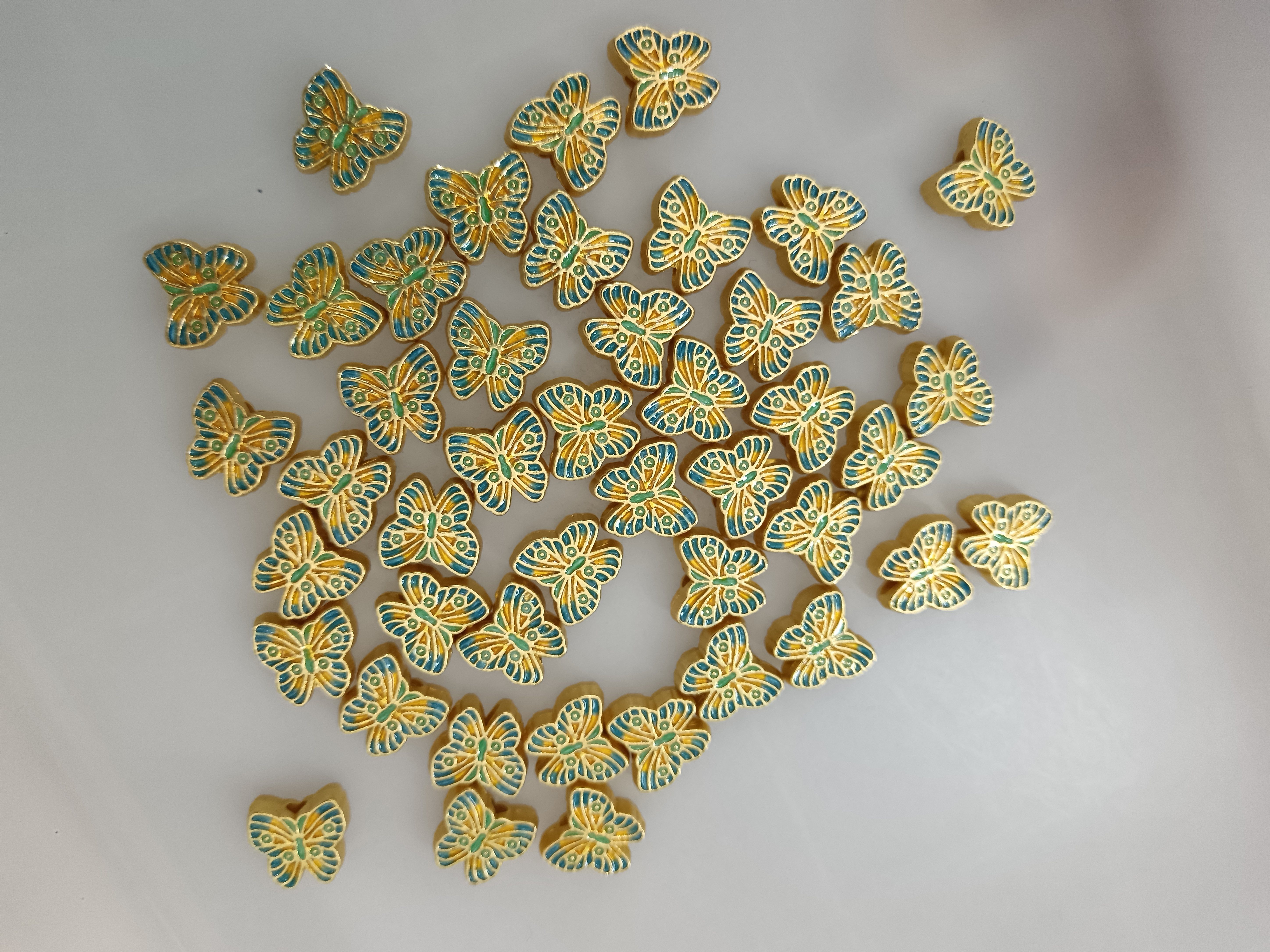Ancient-style gold coating, gilding, oil dripping, colorful enamel, colorful accessories, diy handcrafted beaded bracelets, necklaces, and beaded accessories details Picture