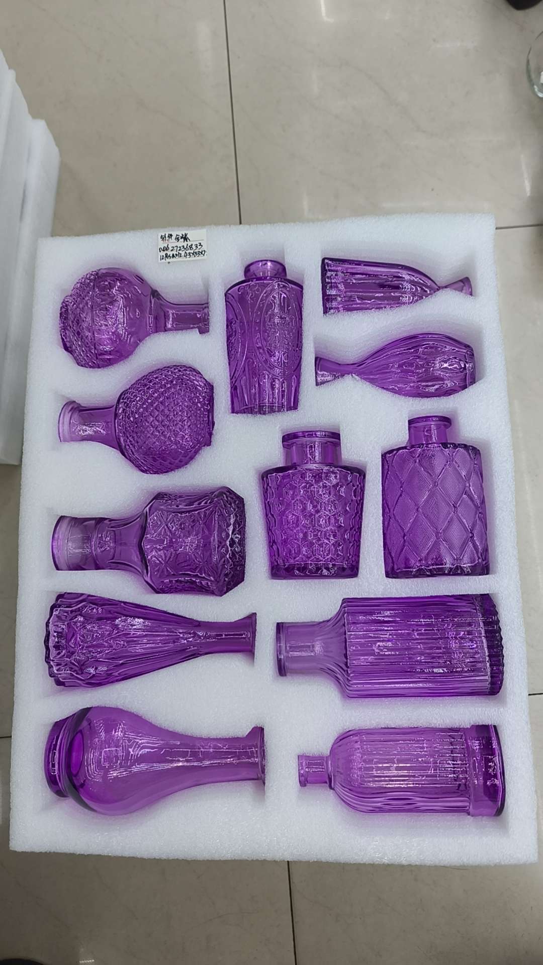 Glass bottles, vases, small bottles, daily necessities, glassware detail image 7