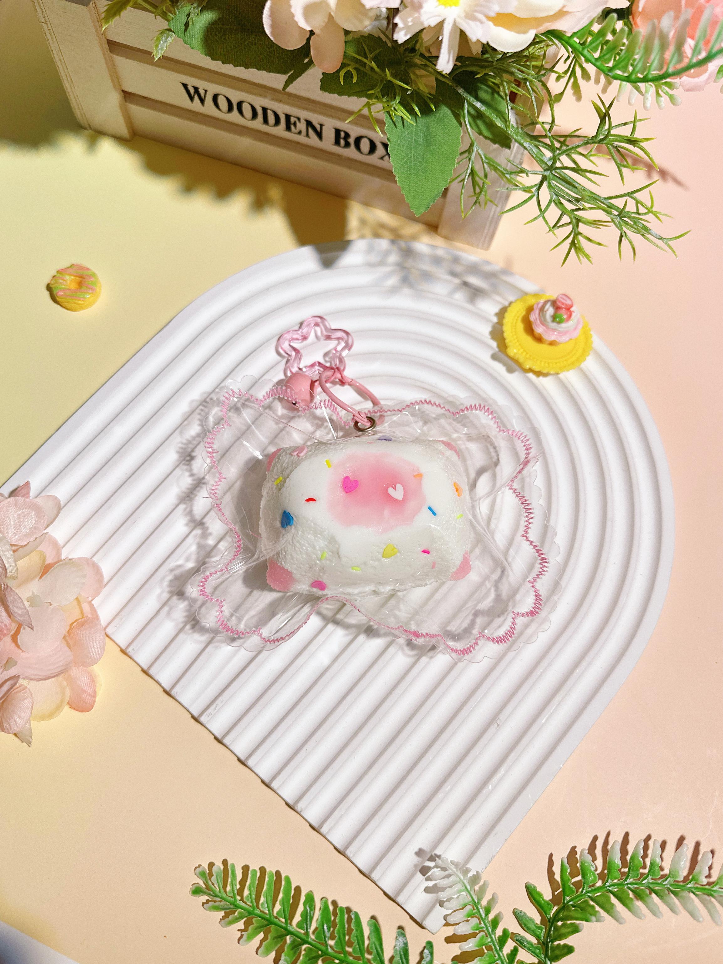 Food-grade silicone Squeeze Fun Stress-relieving toy Food-grade silicone Squeeze Fun Stress-relieving Button Squeeze Fun Stress-relieving toy q2 Specification image